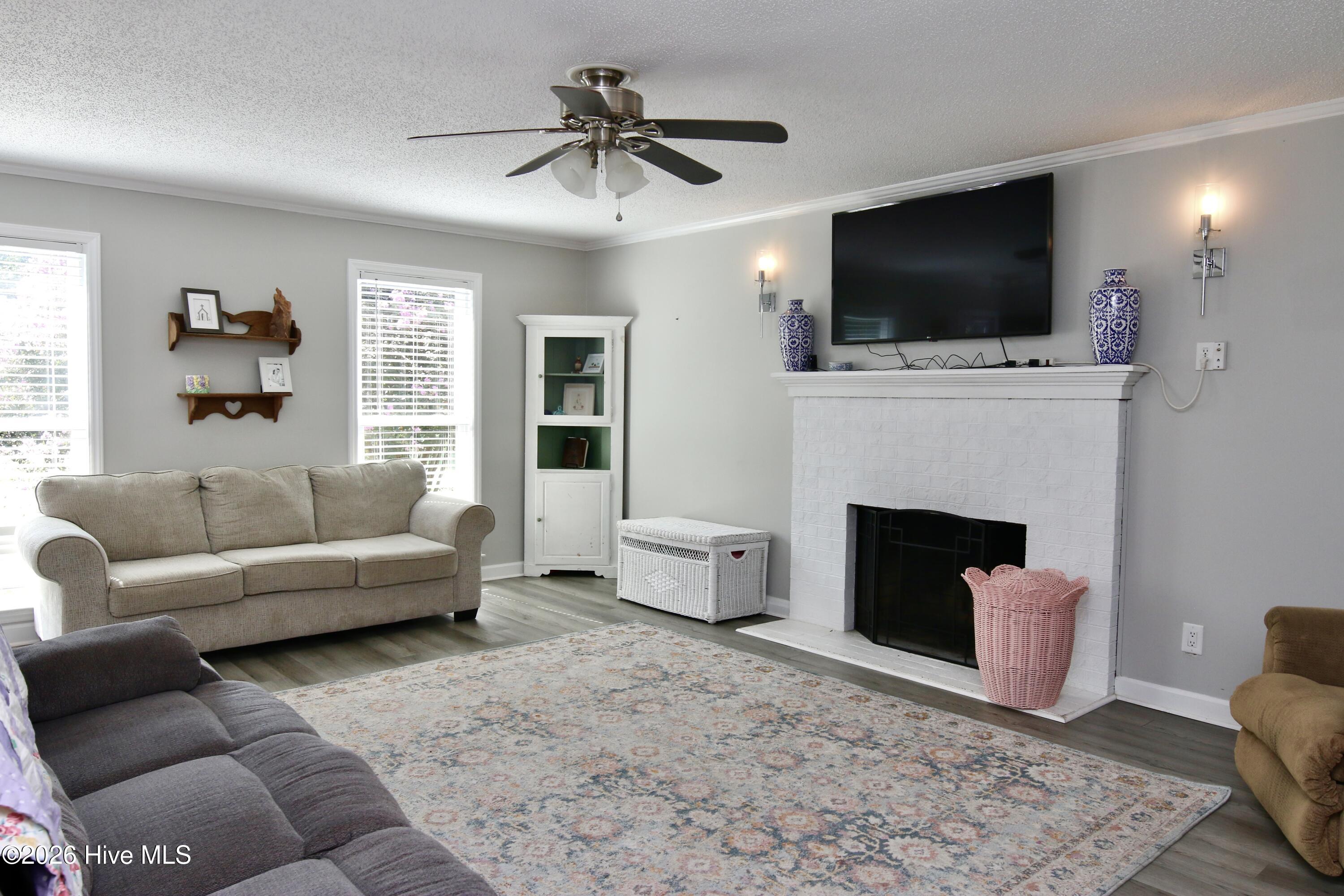 Exterior photo of 329 S Wedgewood Drive, Washington, NC 27889. MLS: 100601540