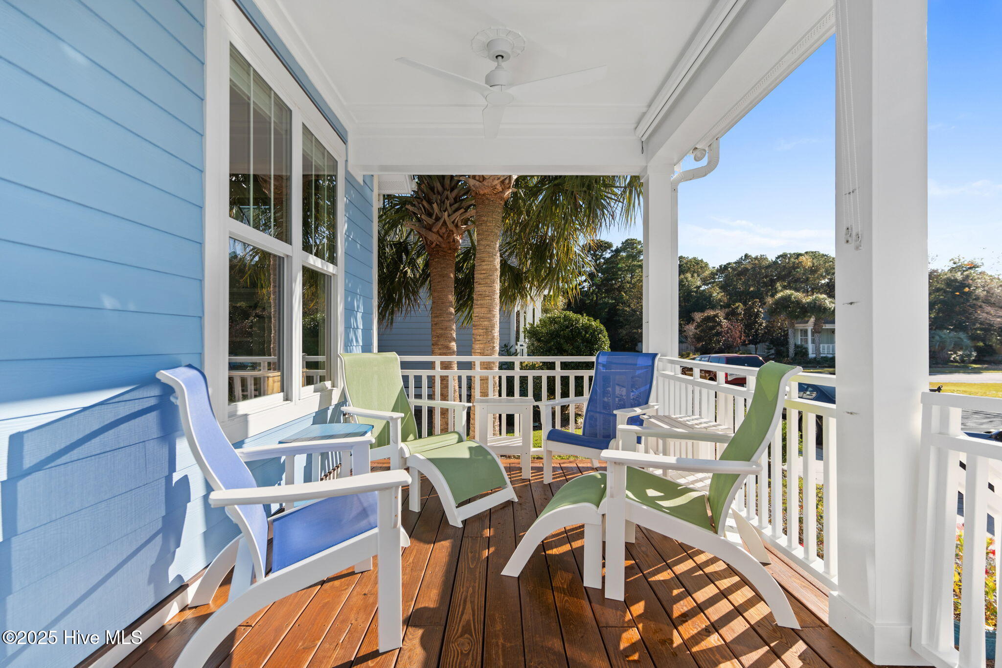 100569449 | Photo 70