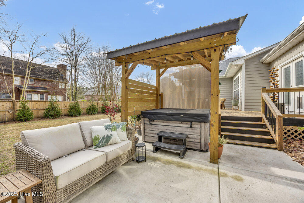 100545962 | Photo 27