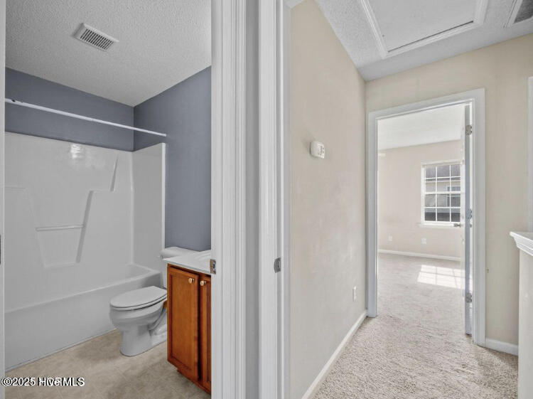 100546630 | Photo 21