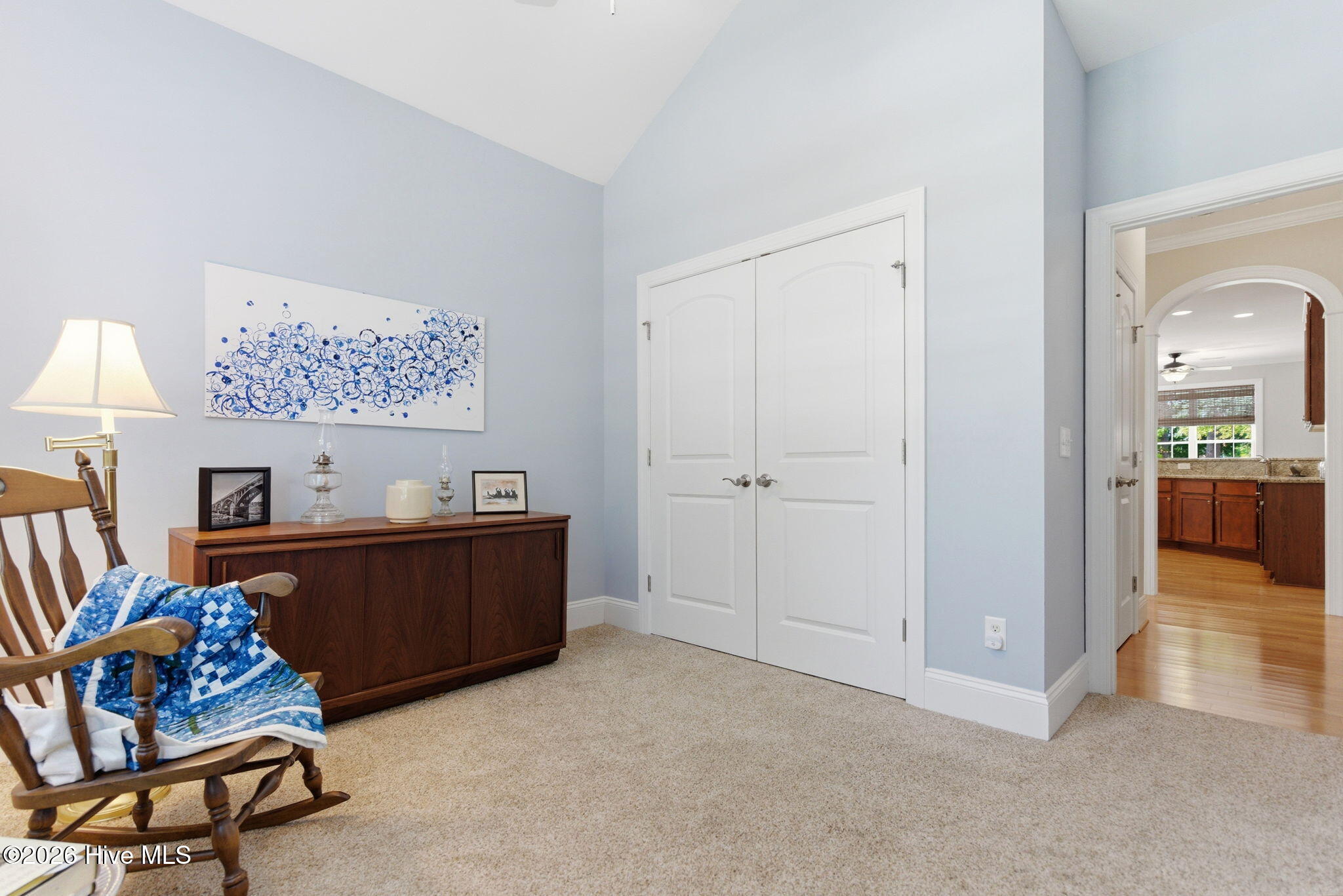 100569410 | Photo 27