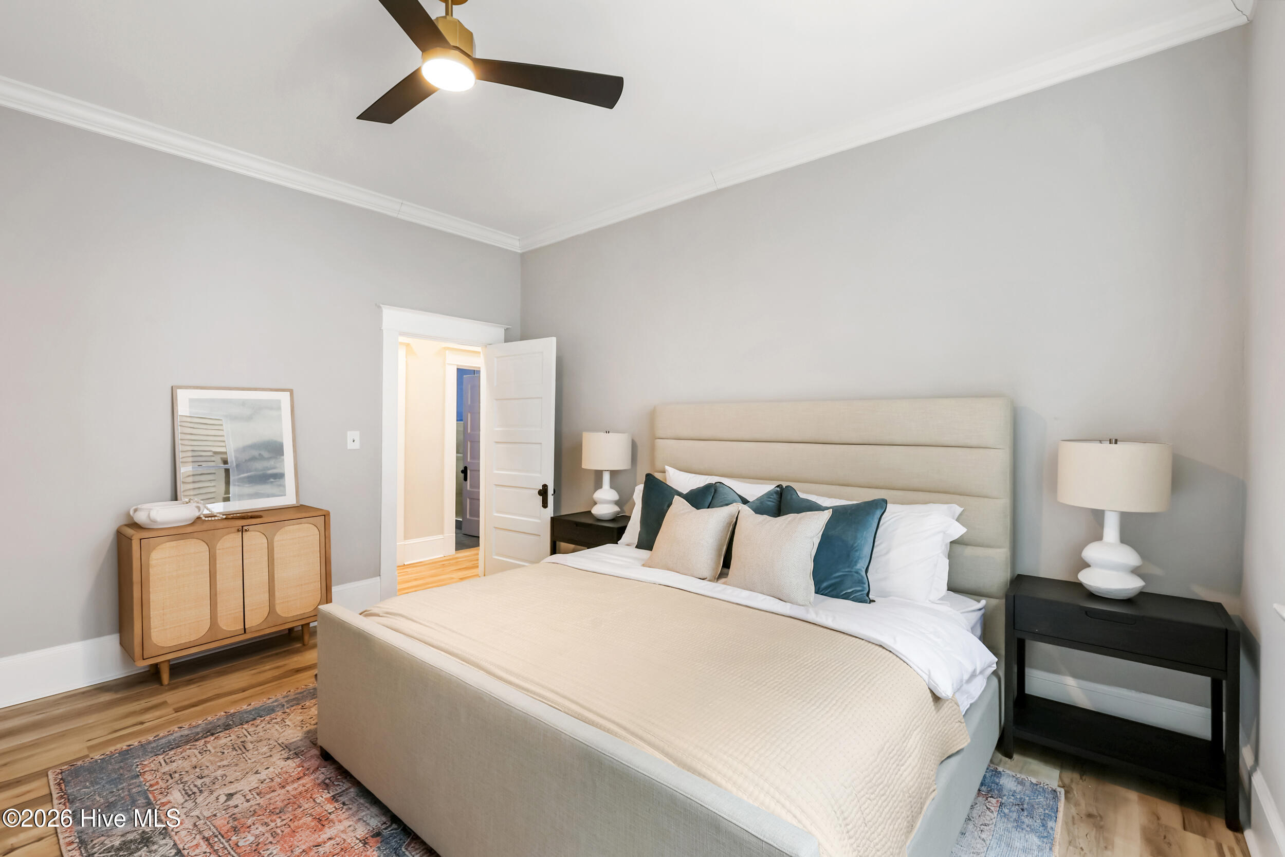 100553012 | Photo 25