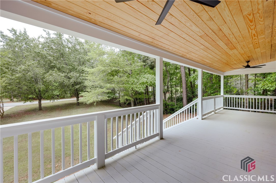 155 Hunters Pointe Drive