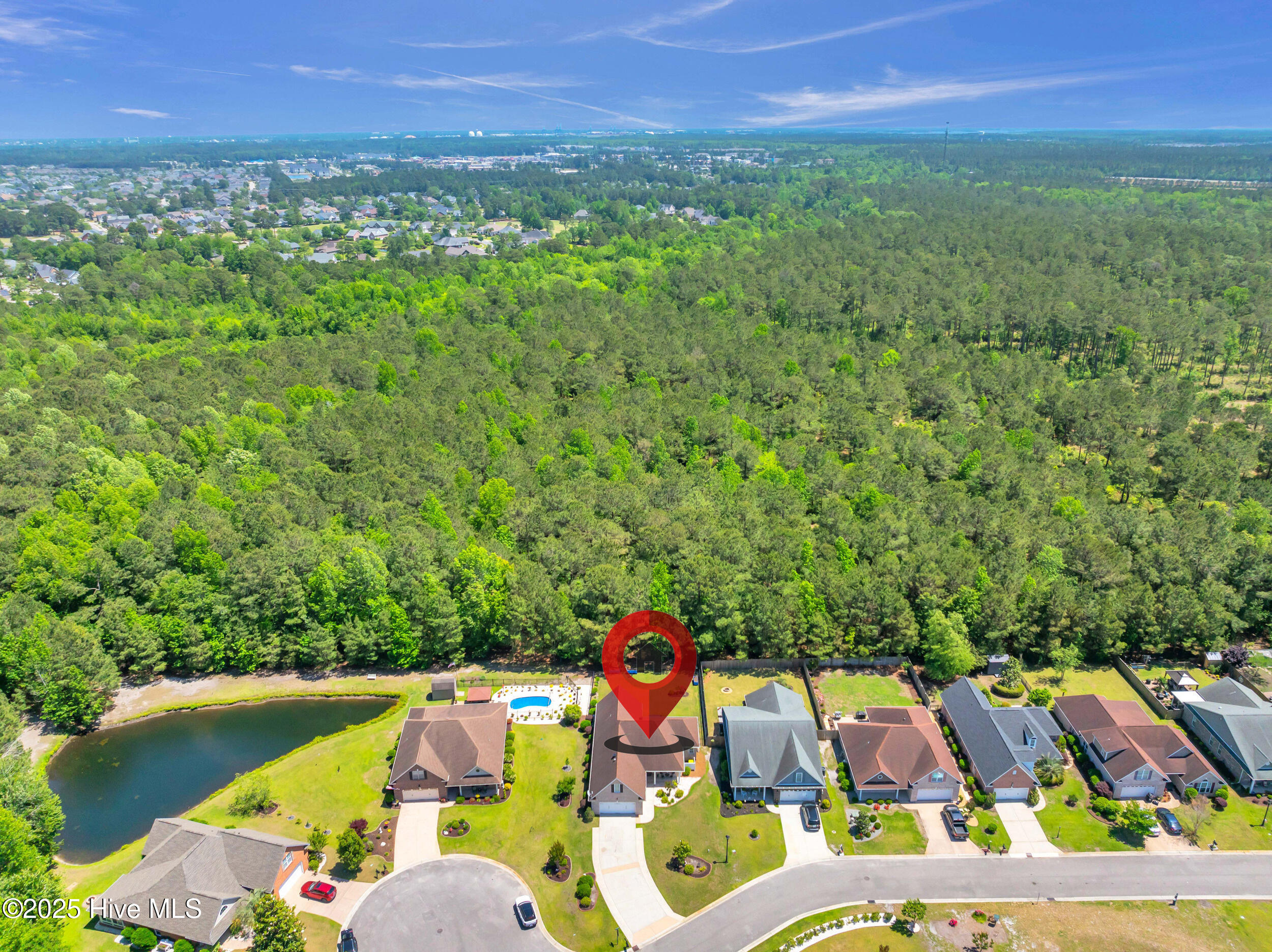 100506043 | Photo 53