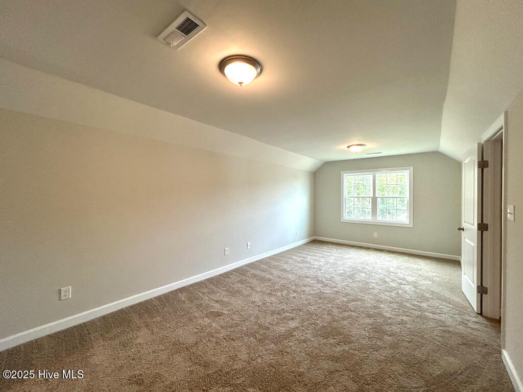 100513411 | Photo 53