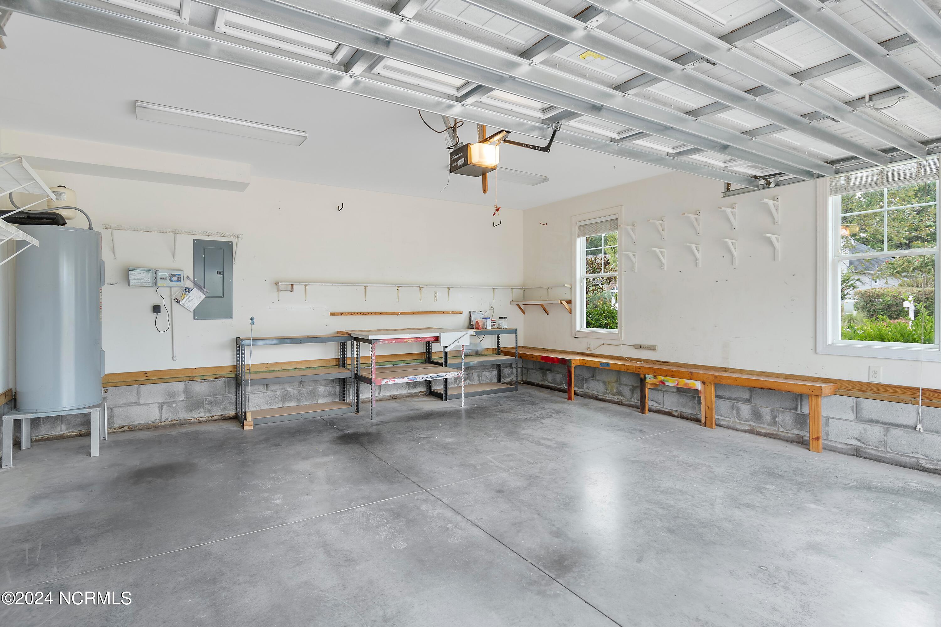 100547754 | Photo 29