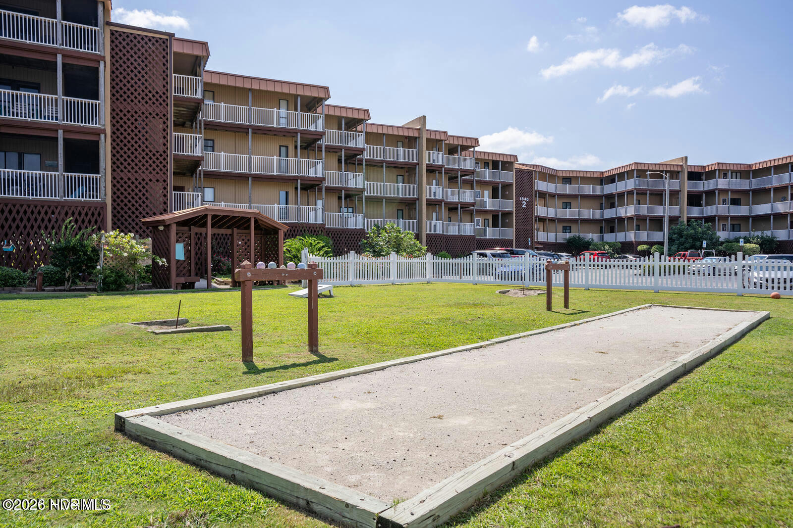 100565312 | Photo 25