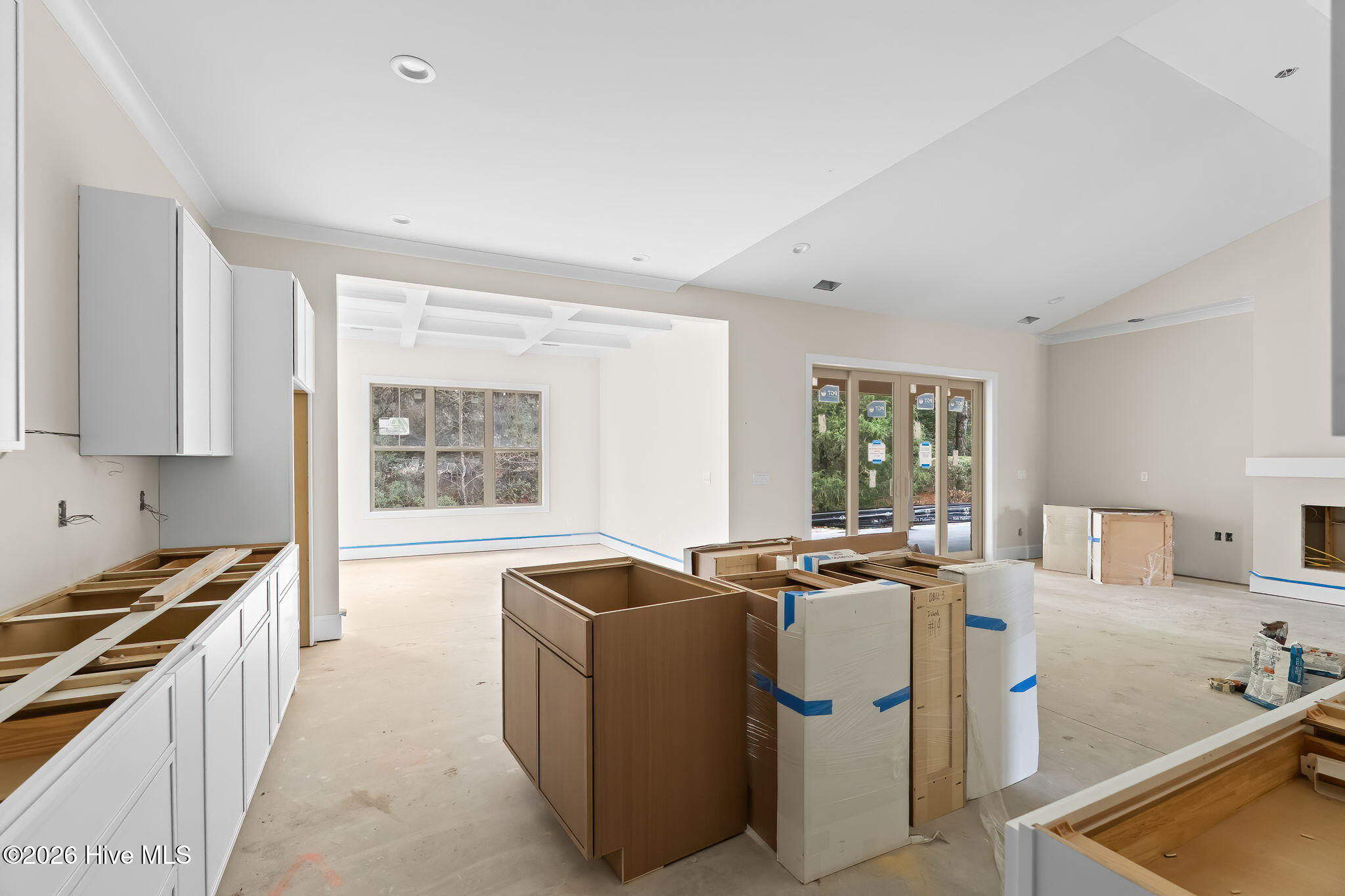 100568131 | Photo 11