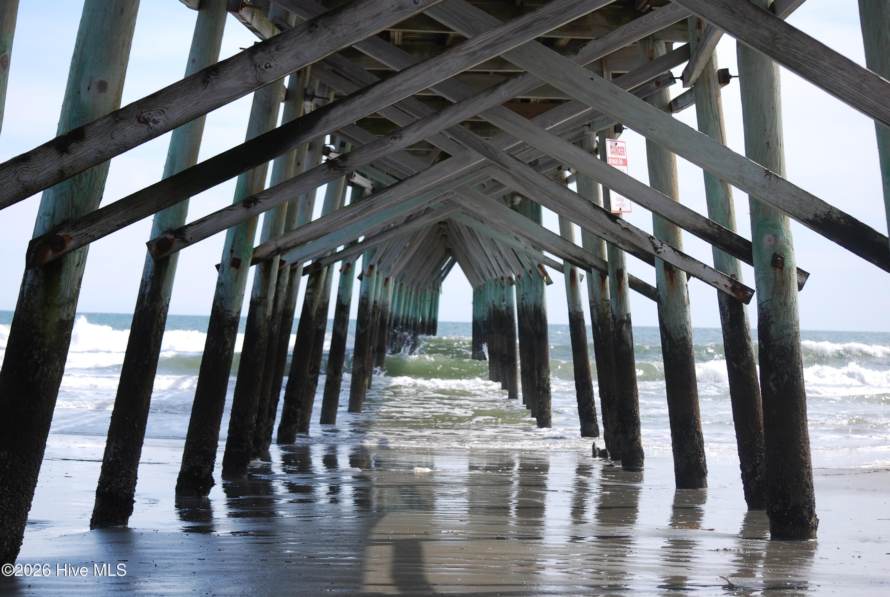 100560957 | Photo 71