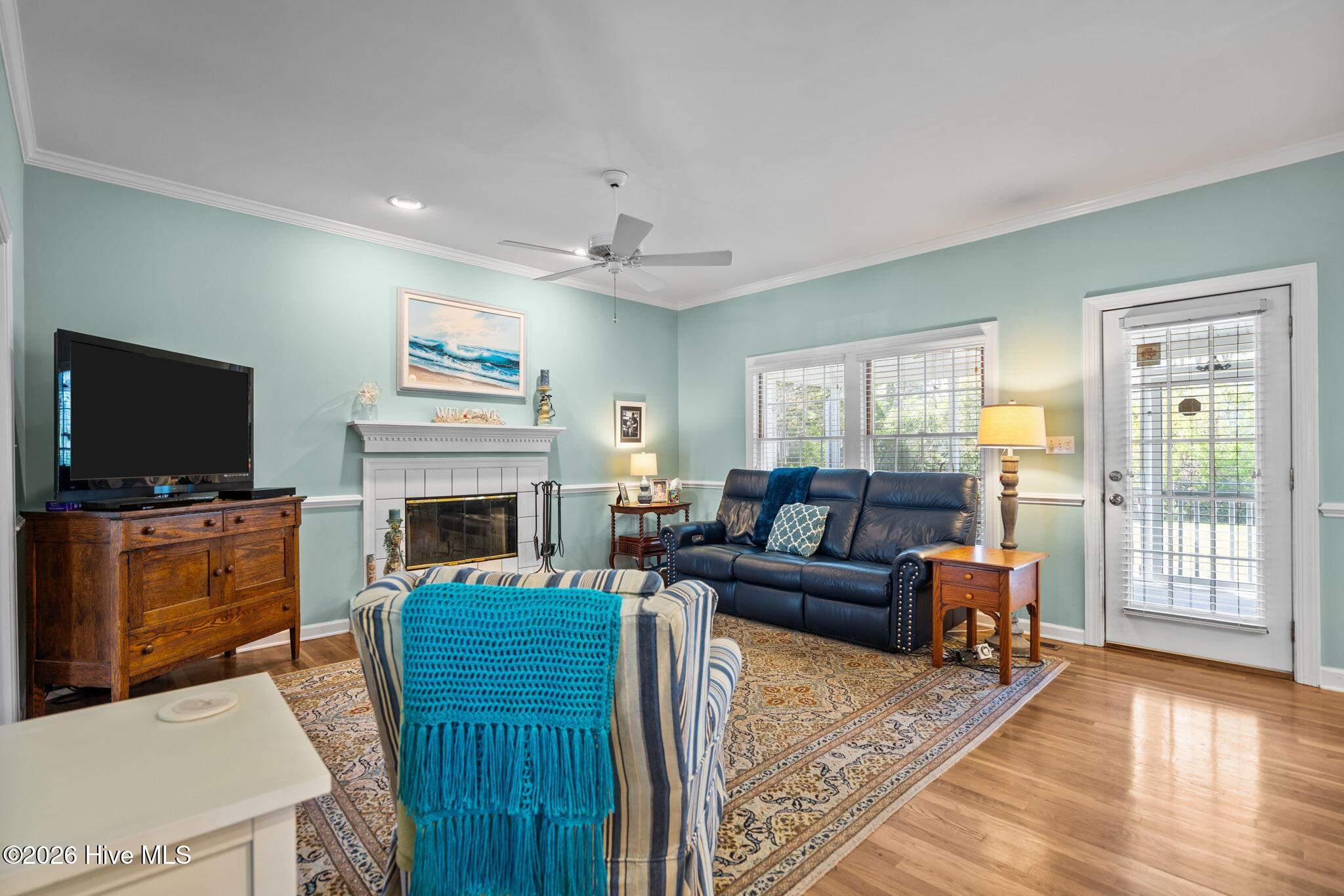 100564345 | Photo 13