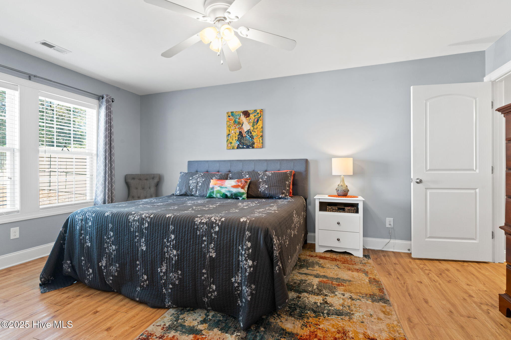 100541037 | Photo 21