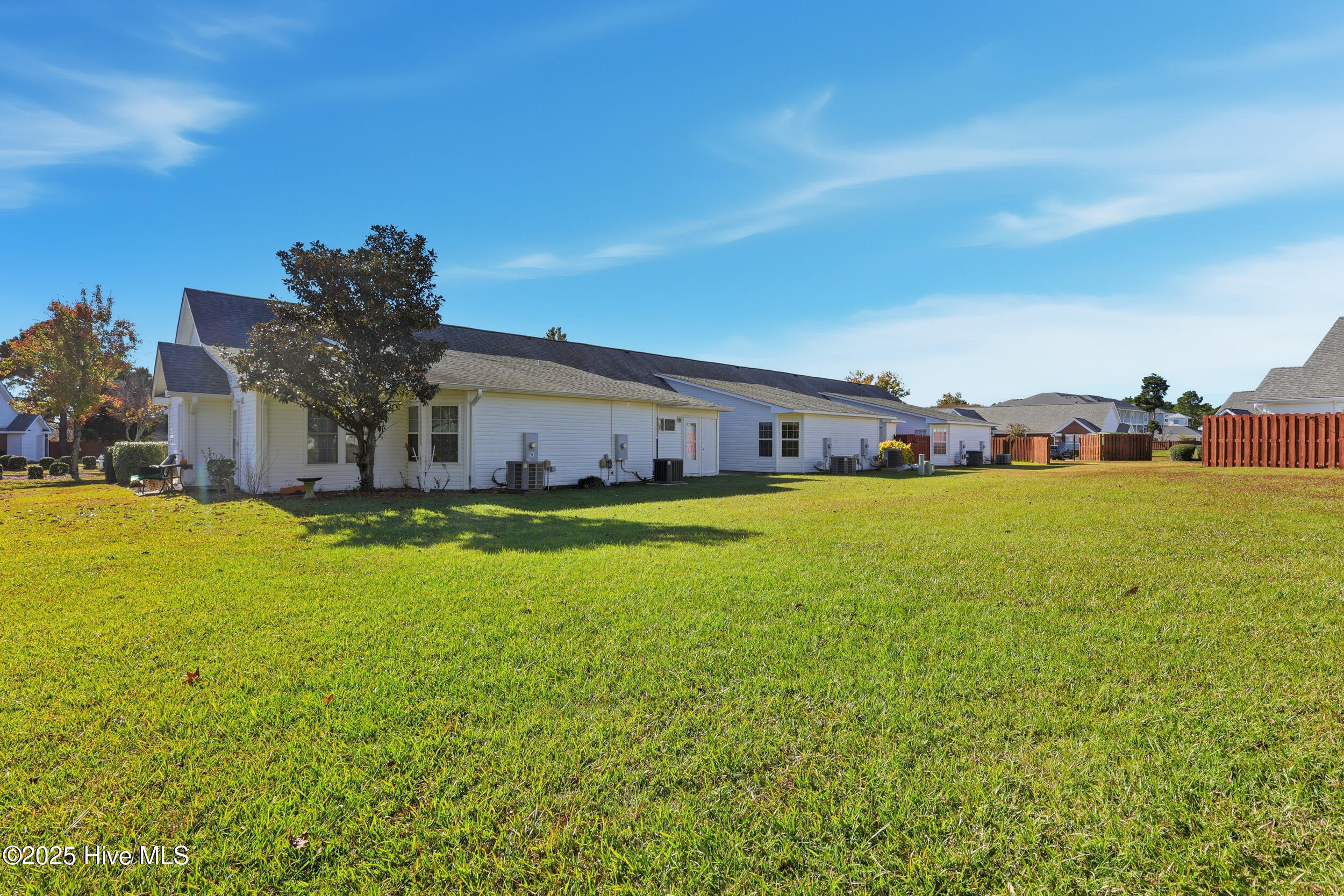 100540658 | Photo 28