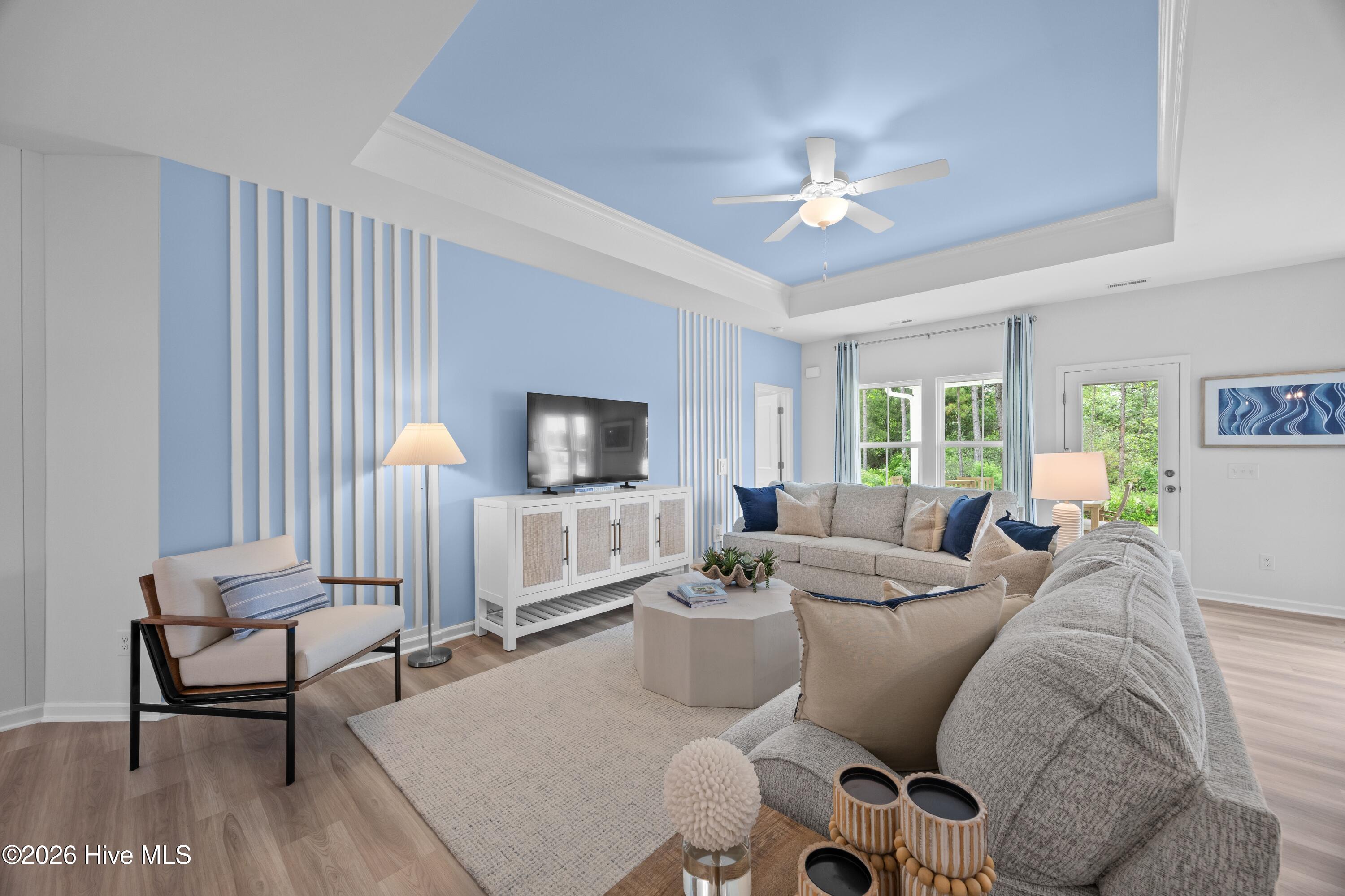 407 Loggerhead Boulevard — listing photograph 3