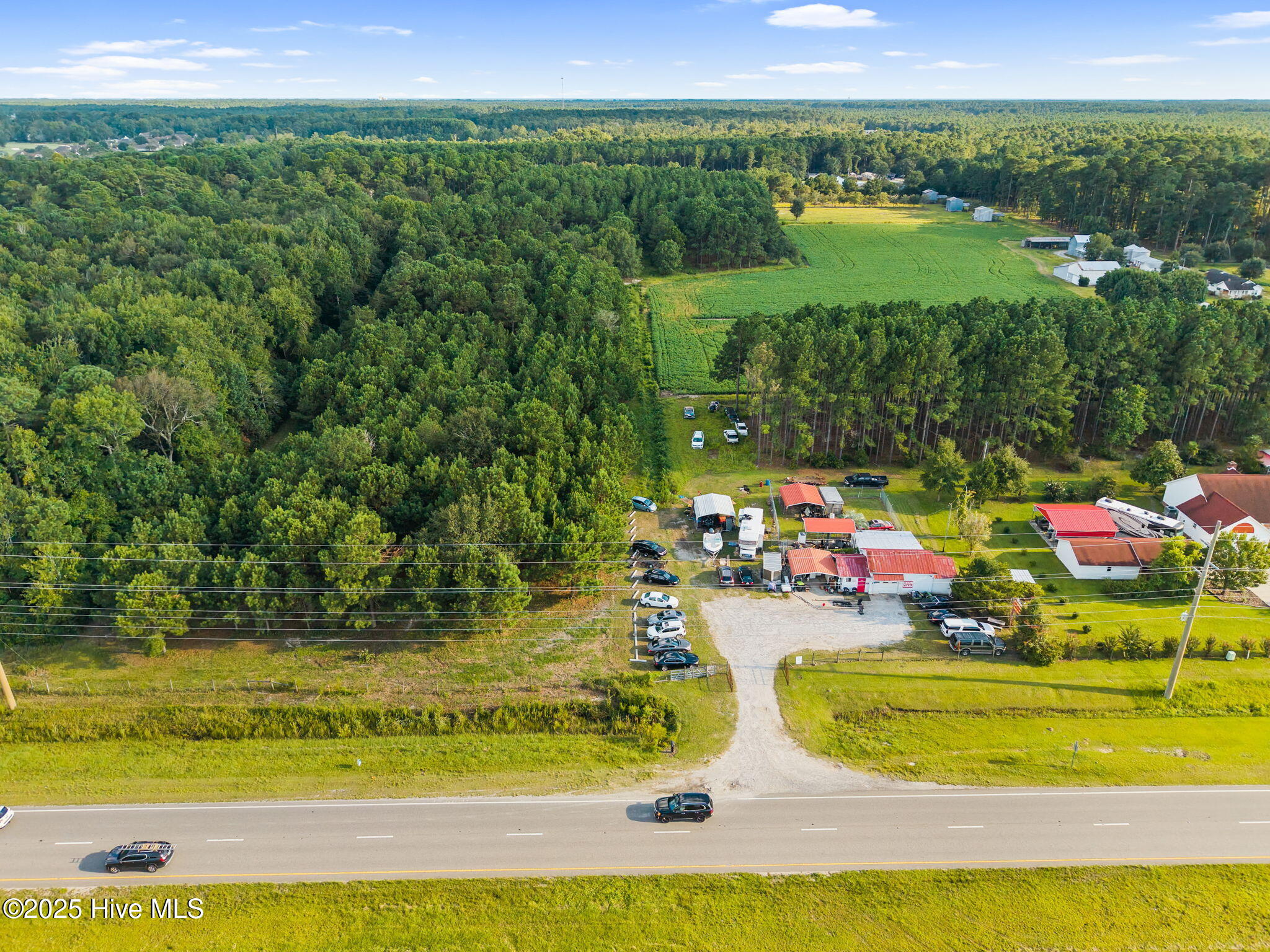 100528749 | Photo 14