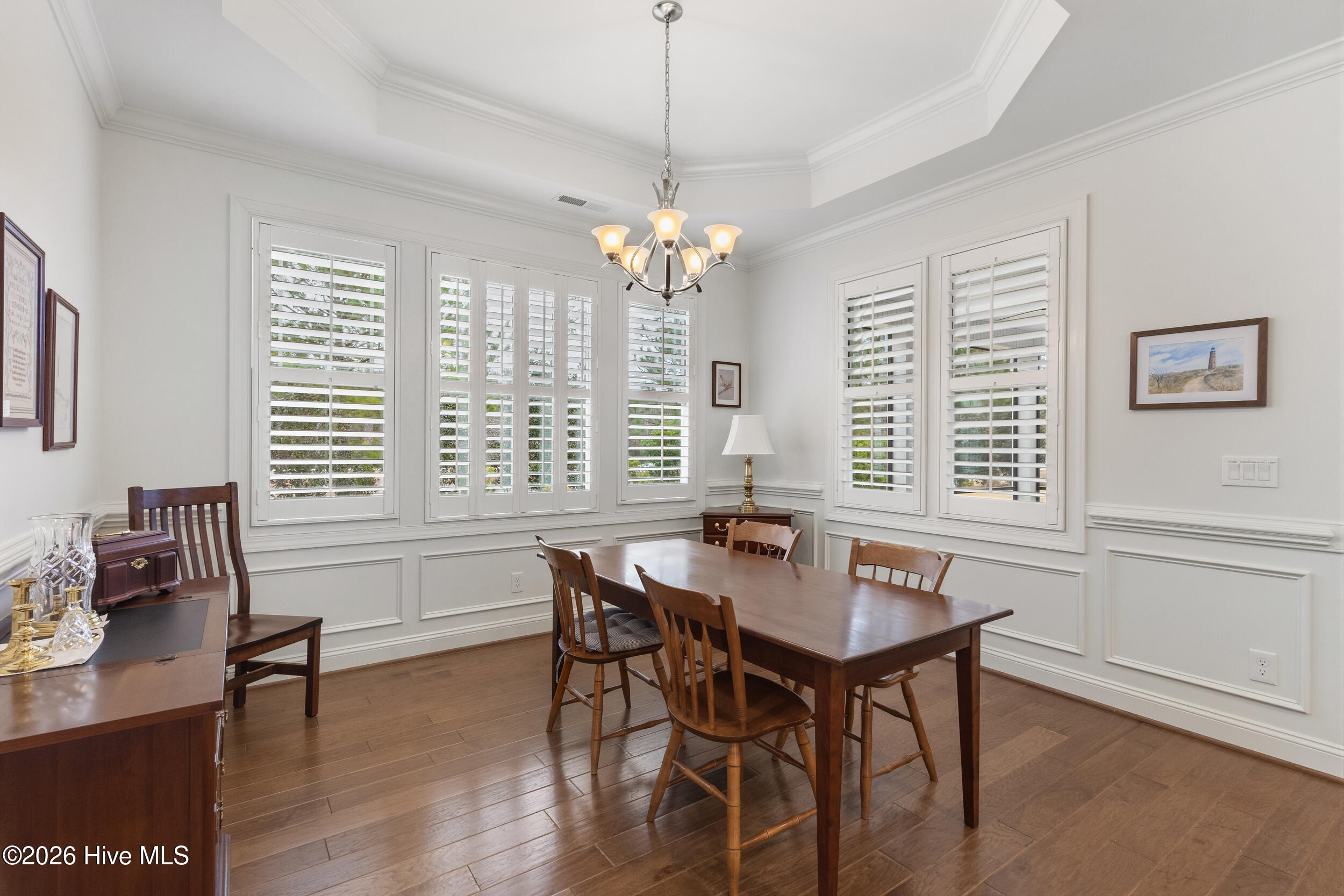 100556114 | Photo 23