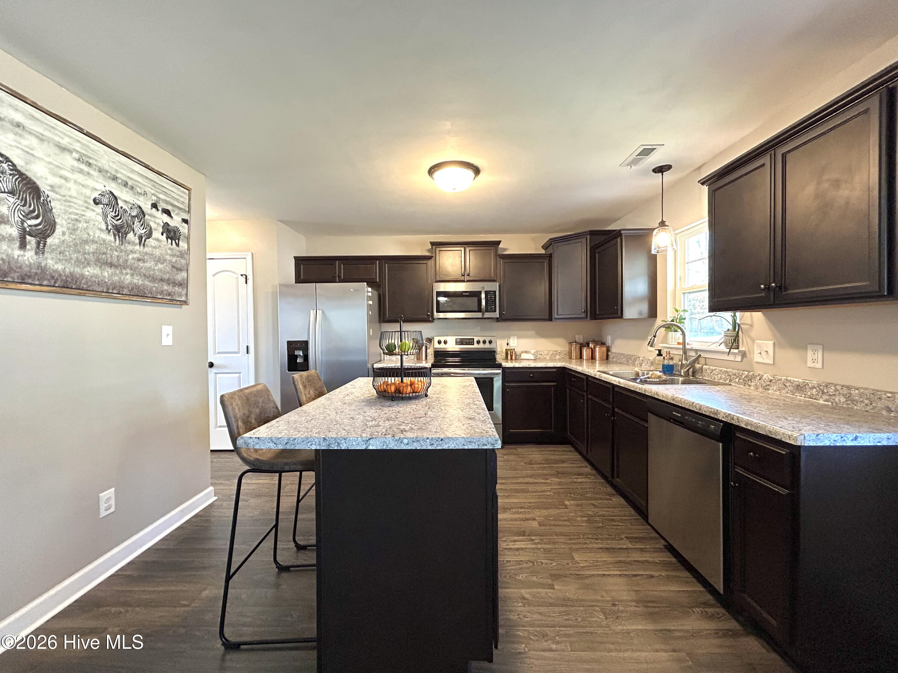 100557400 | Photo 12