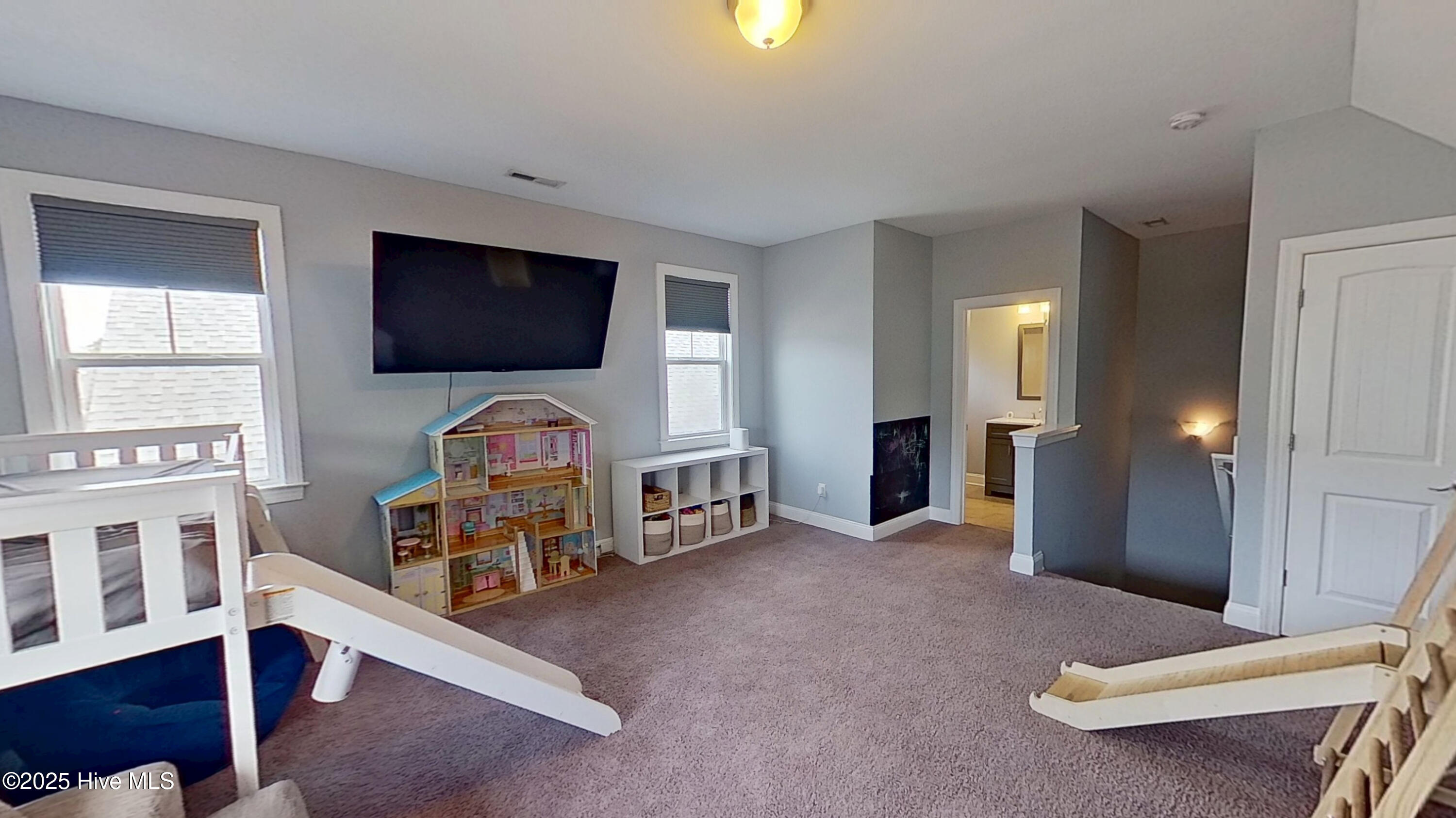 100544471 | Photo 29