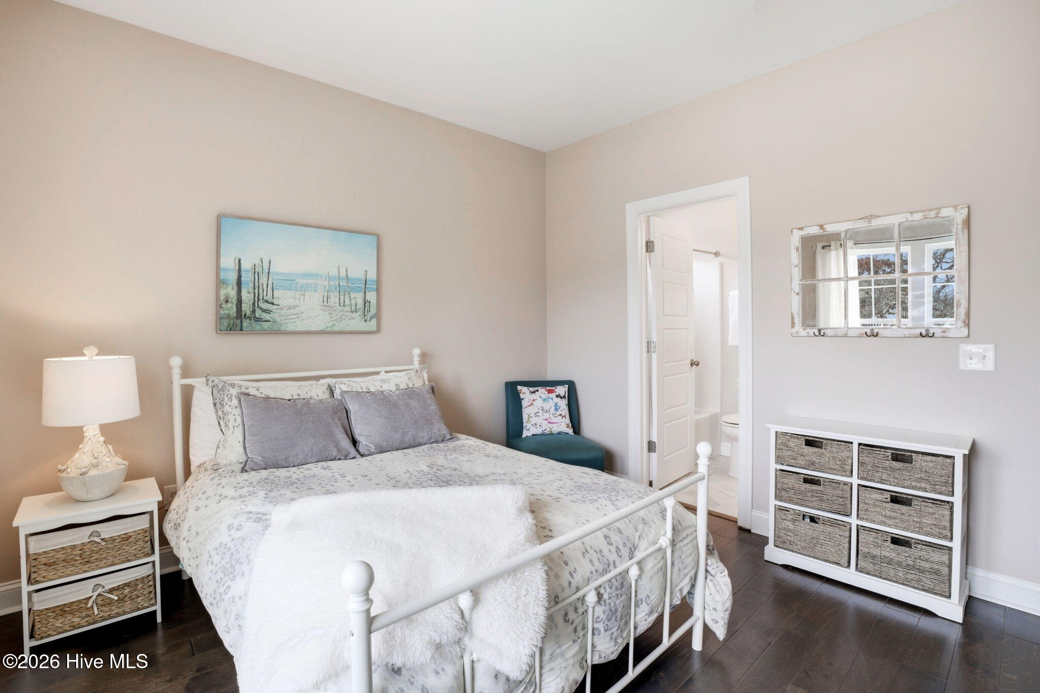 100554036 | Photo 21