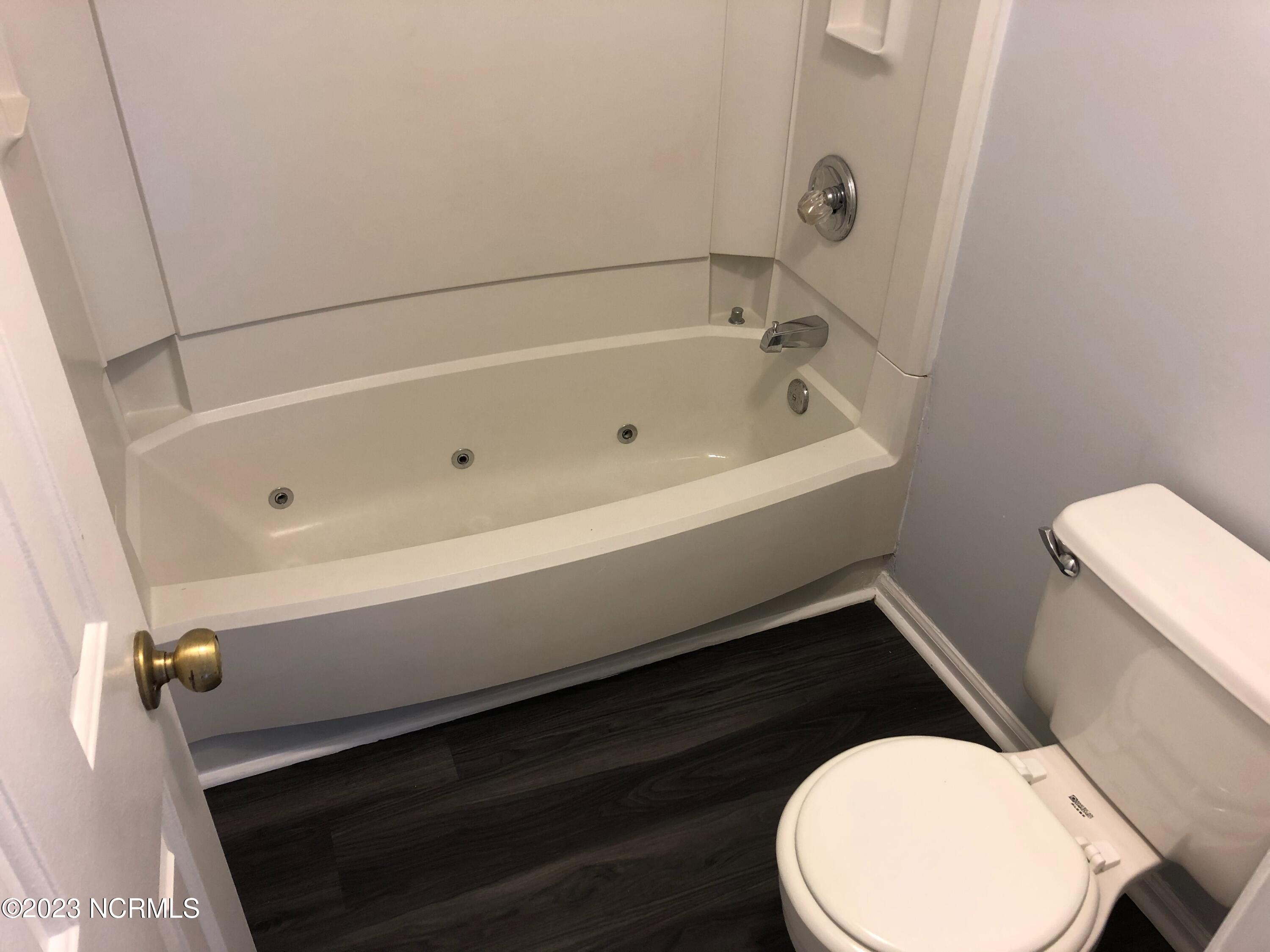 100565726 | Photo 21