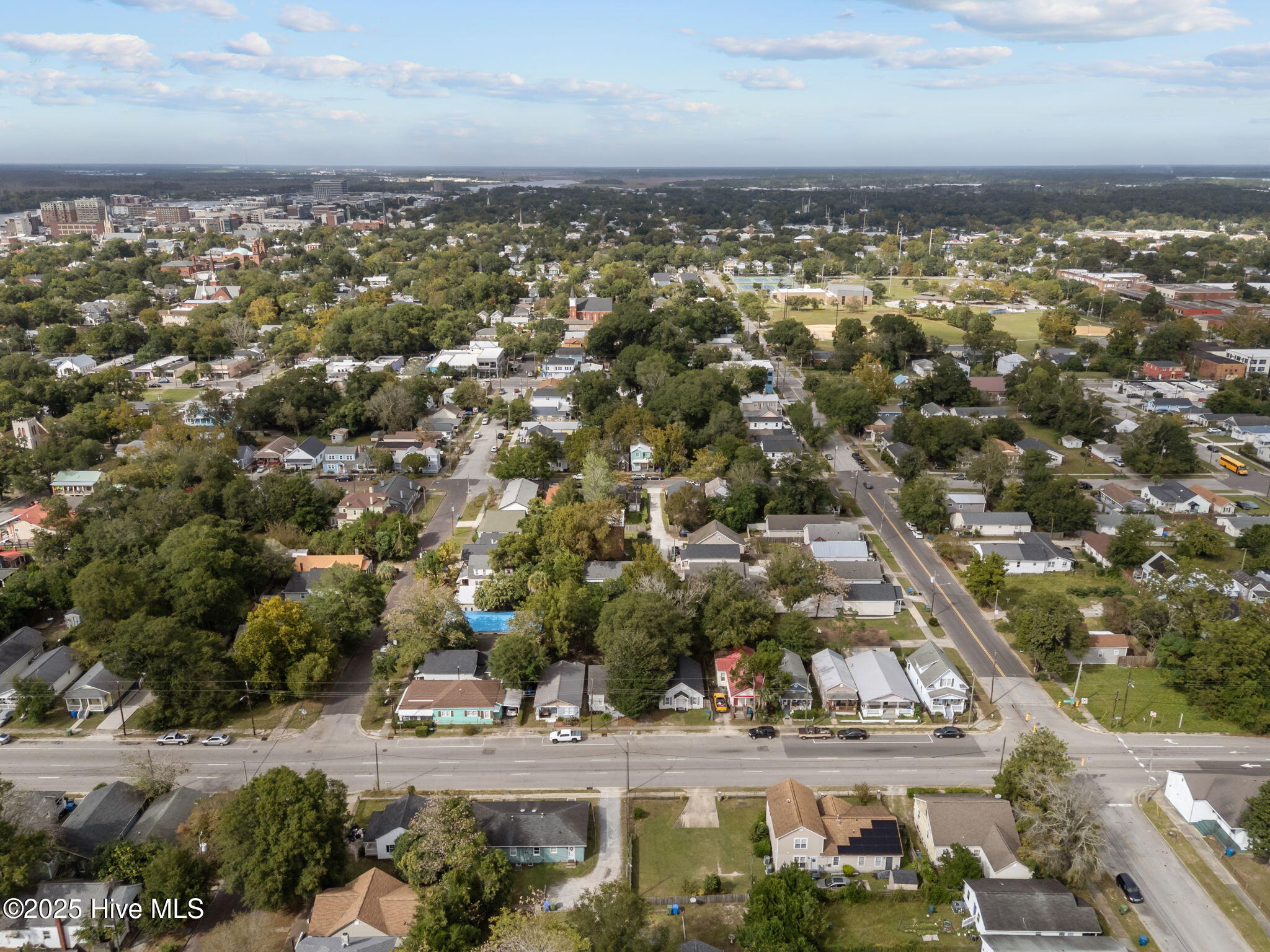 100534233 | Photo 36