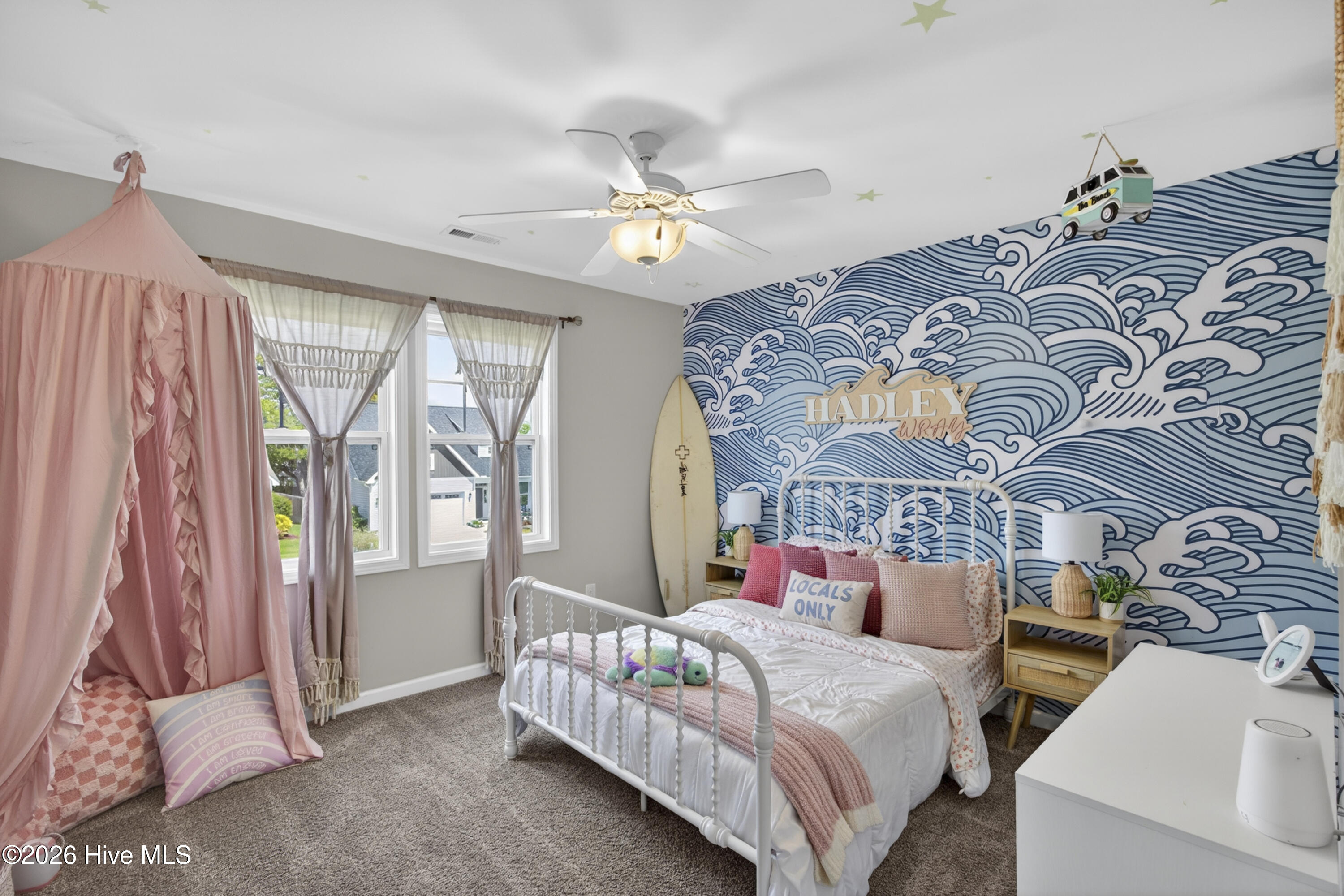 100567368 | Photo 44