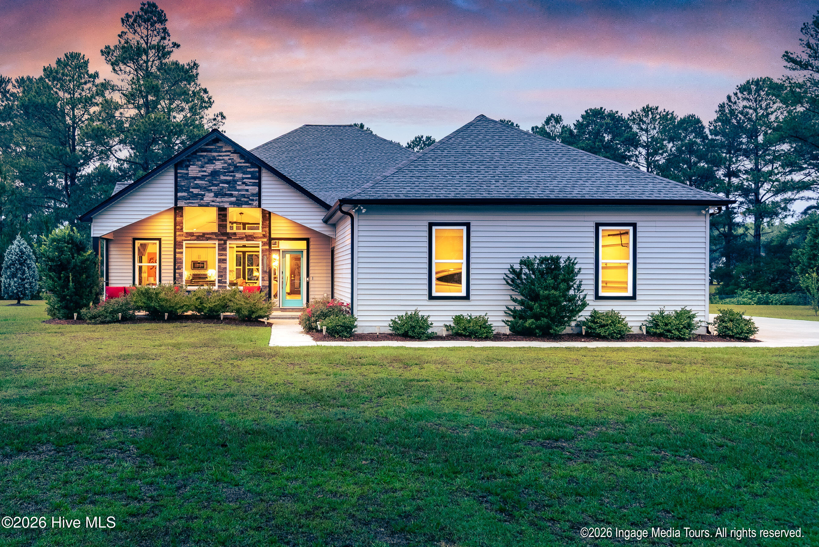 Homes for sale in Grimesland, NC | 3811 Lockhaven Ln, Grimesland, NC 27837 | MLS# 100587743