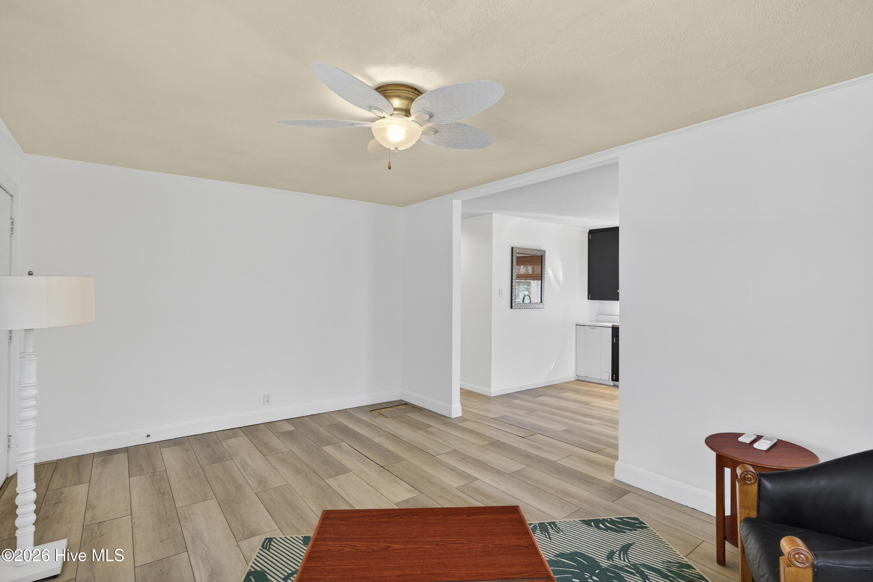 100556676 | Photo 15