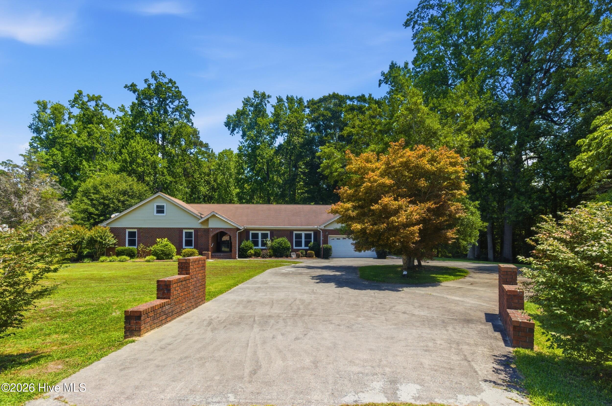 103 Quartre Circle,New Bern