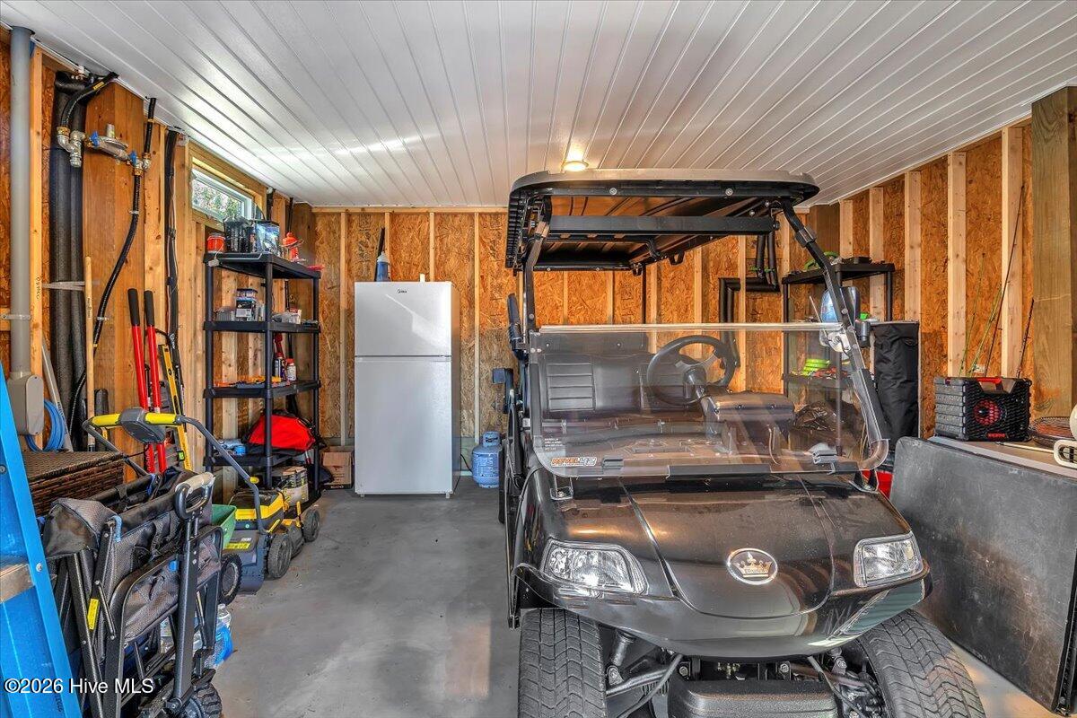 100550591 | Photo 63