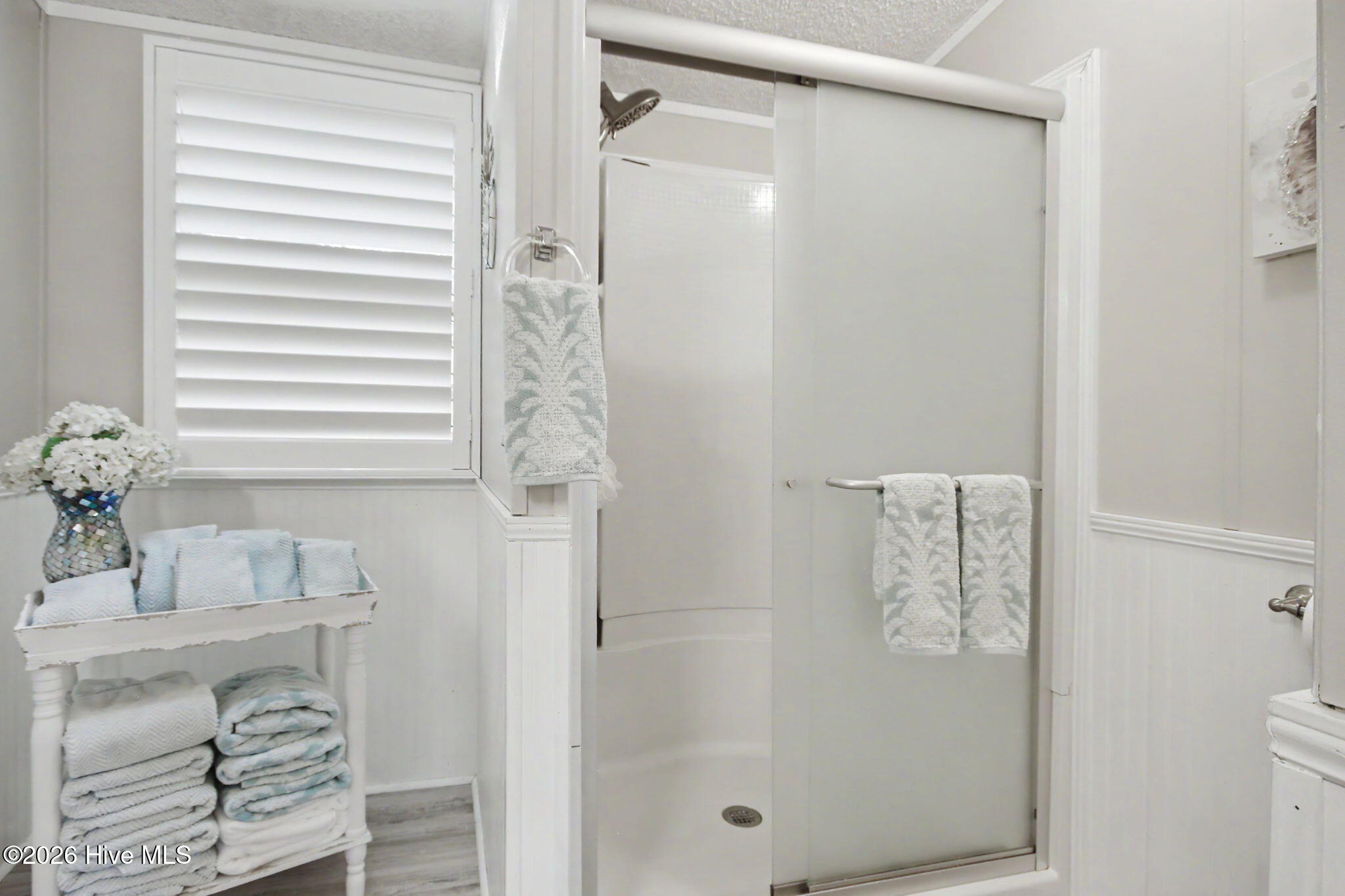 100568014 | Photo 15