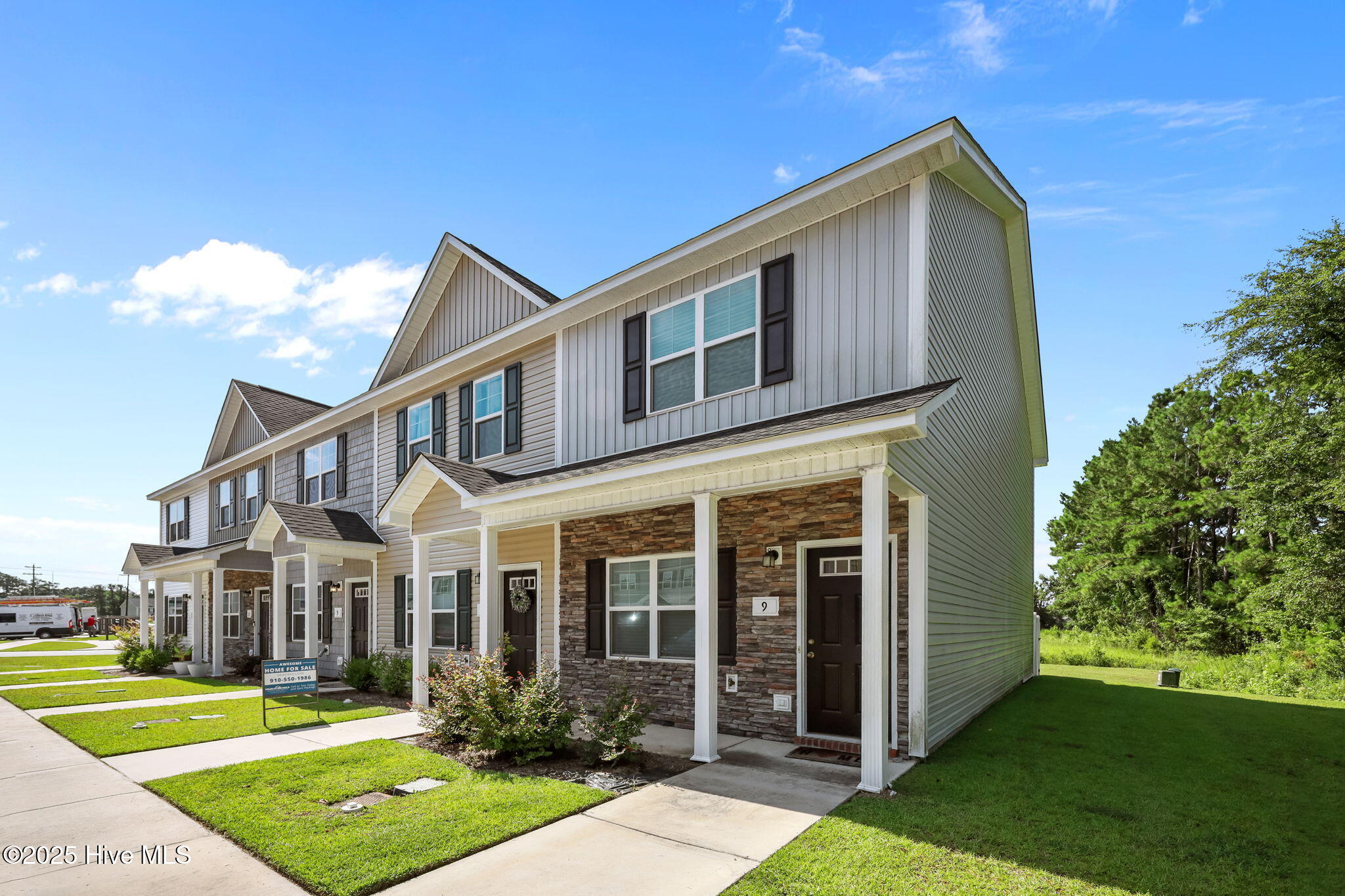 100549921 | Photo 31