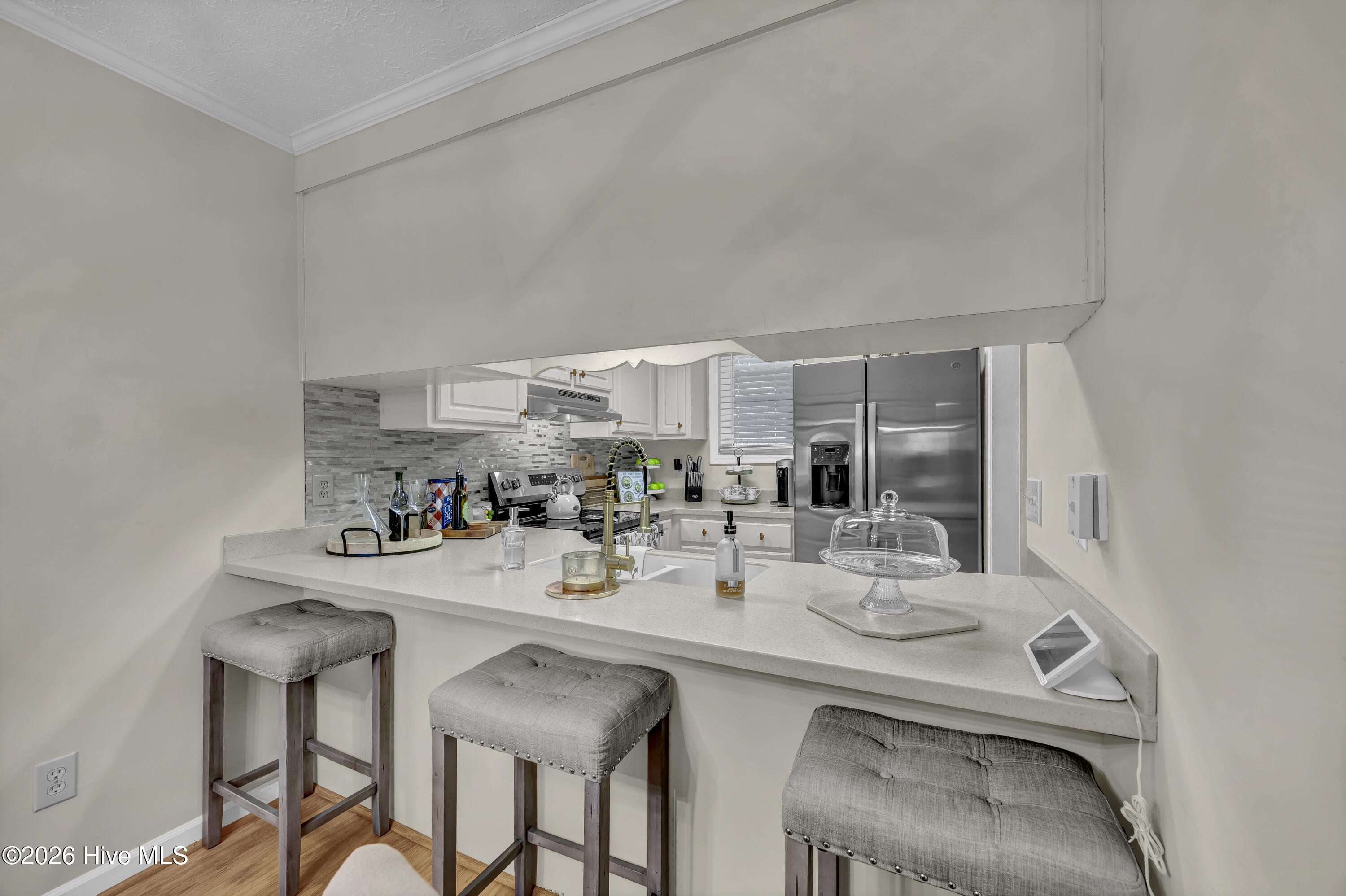 100550839 | Photo 18