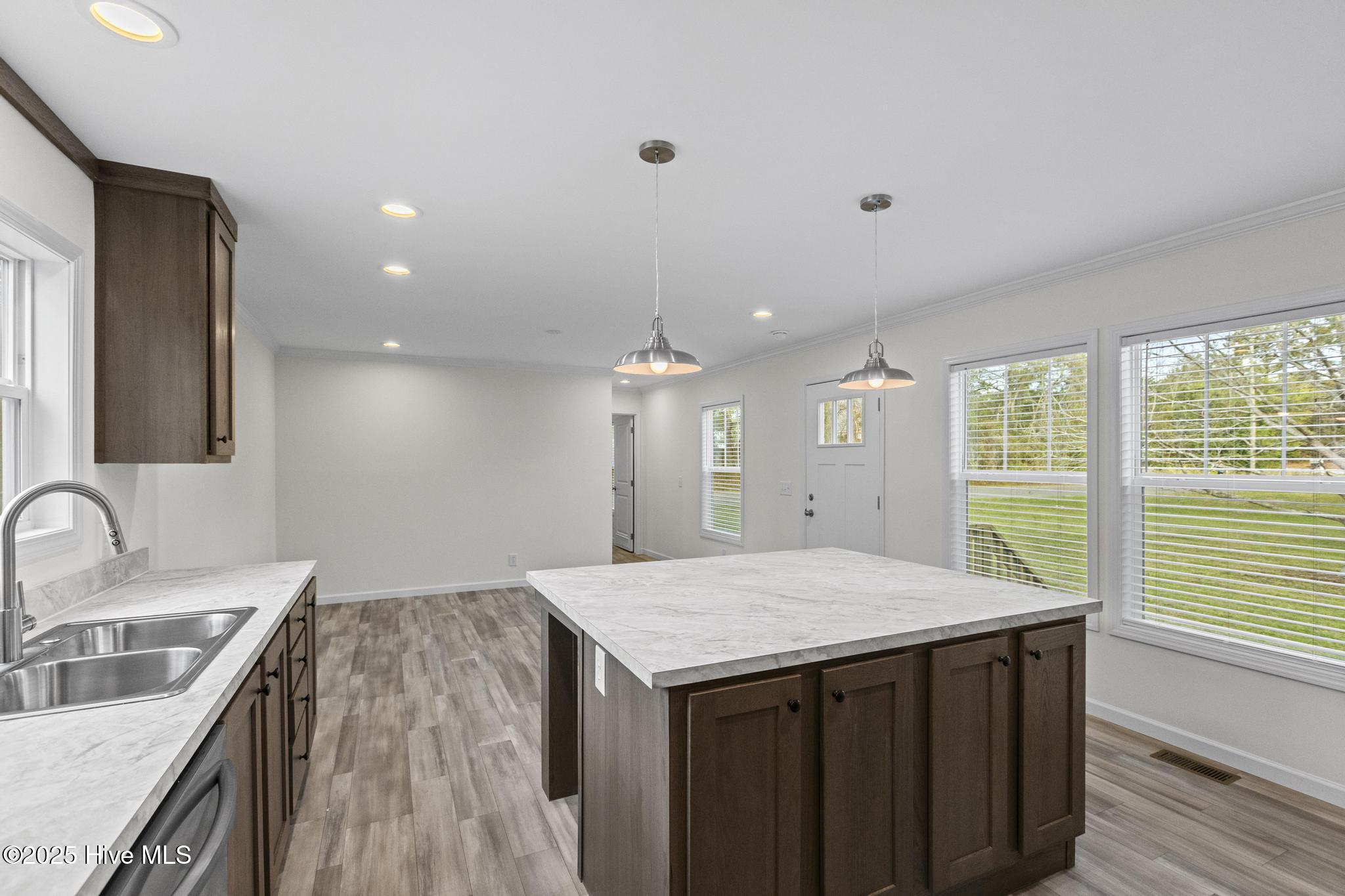 Undisclosed Address, Hampstead, NC, 28443