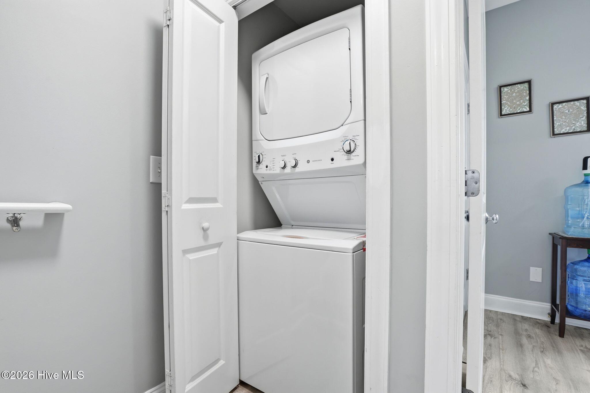 100558229 | Photo 26