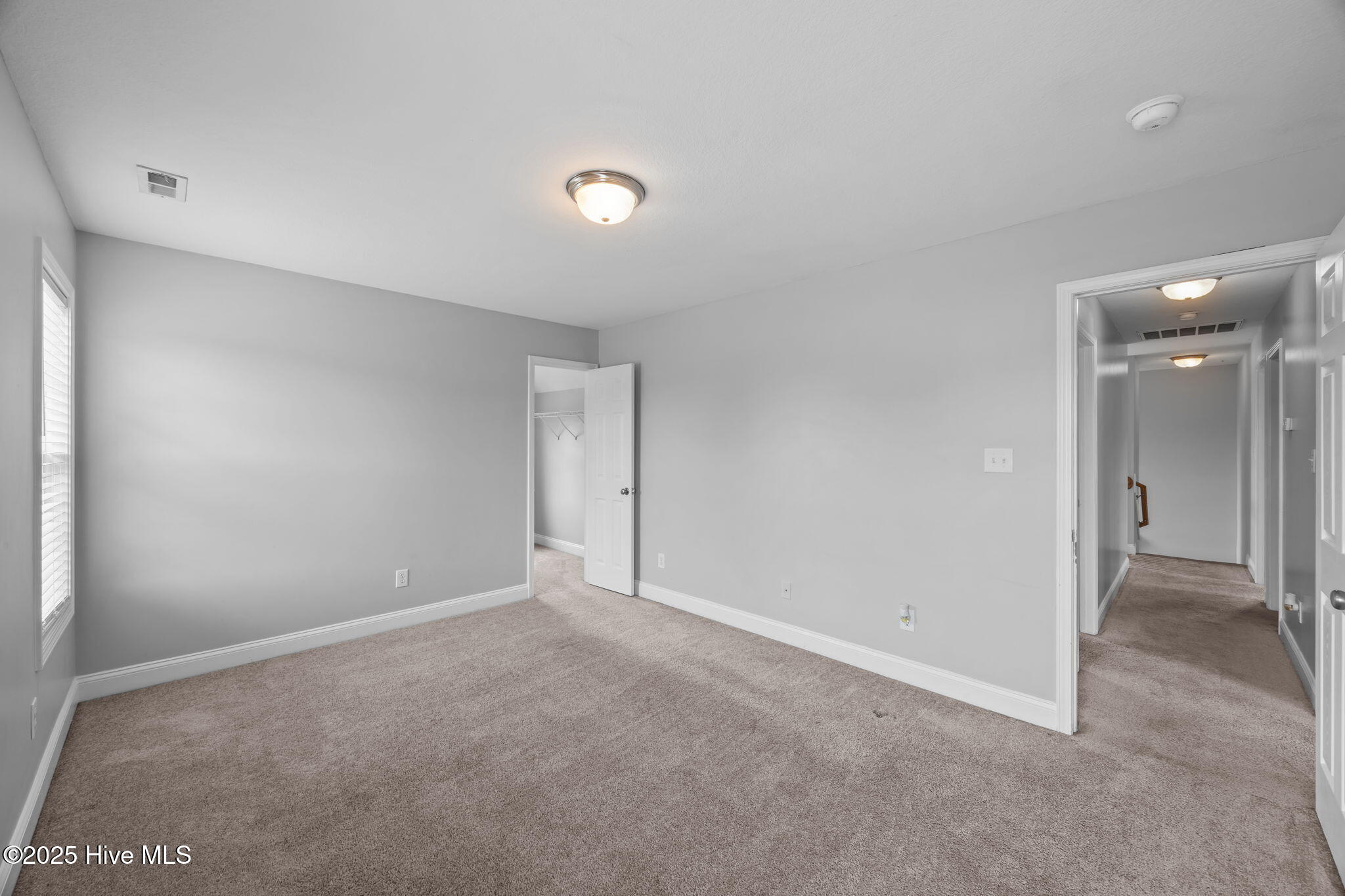 16-web-or-mls-0C0A9272