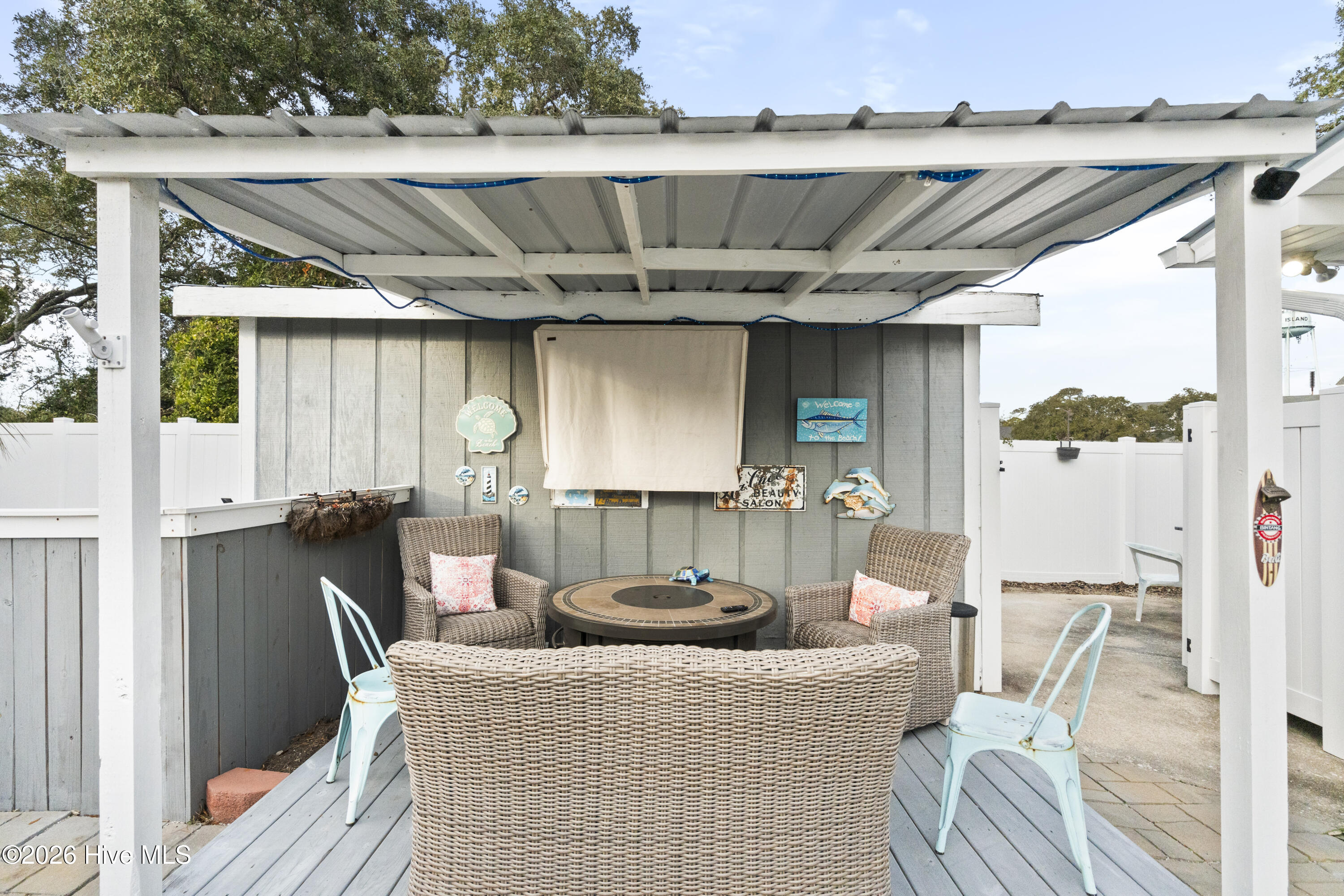 100555391 | Photo 51