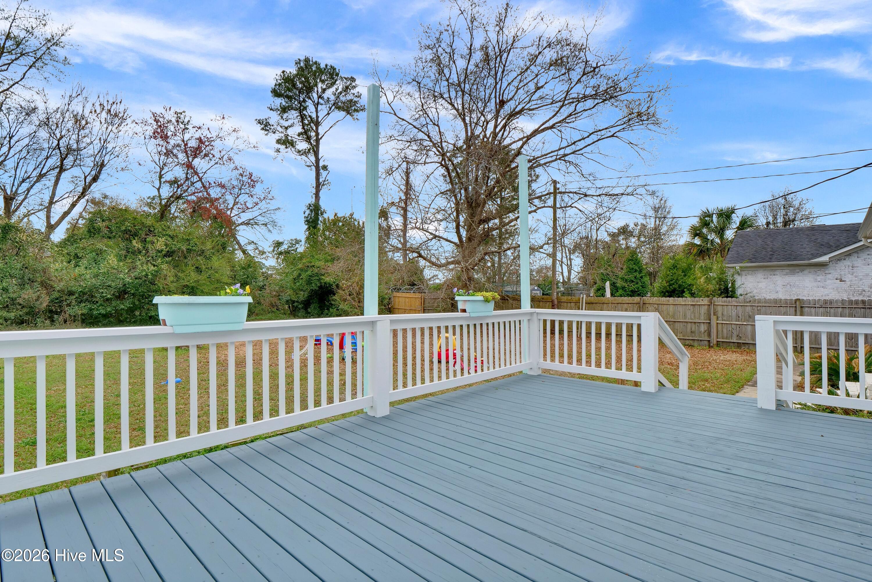 100557550 | Photo 25