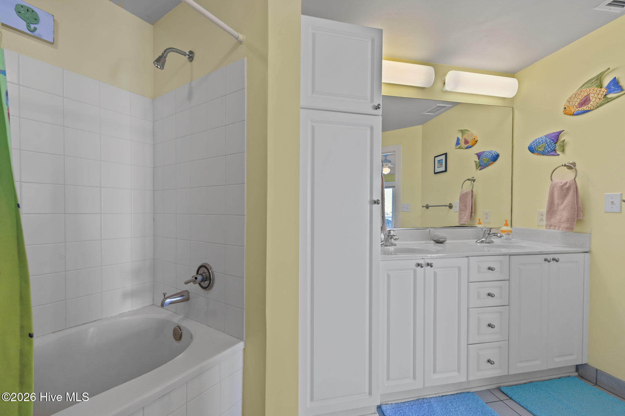 100 Olde Towne Yacht Club 