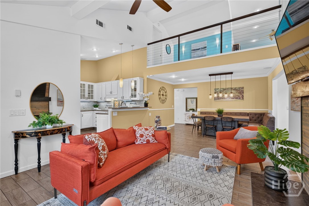 Photo 3 of Single family home for sale at 220 Laurelwood Dr, Savannah, GA 31419 | MLS# SA365153 | Listing updated on 2026-10-09