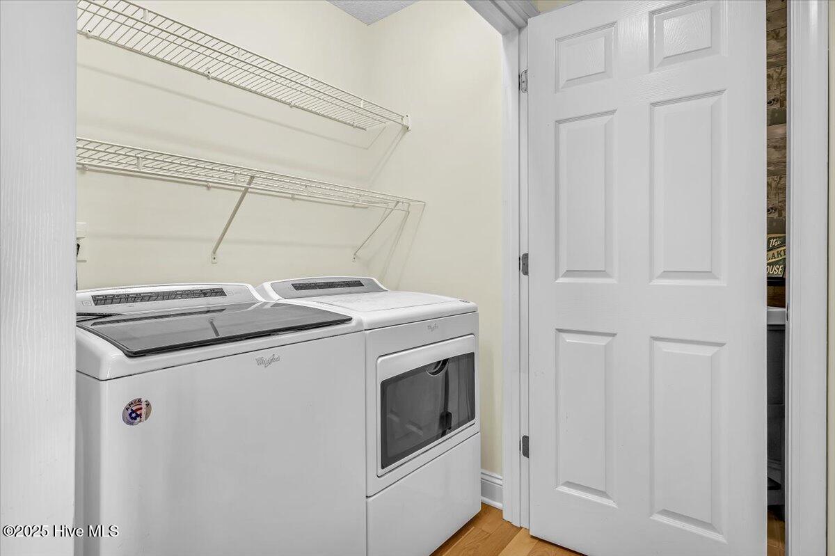 100536195 | Photo 22