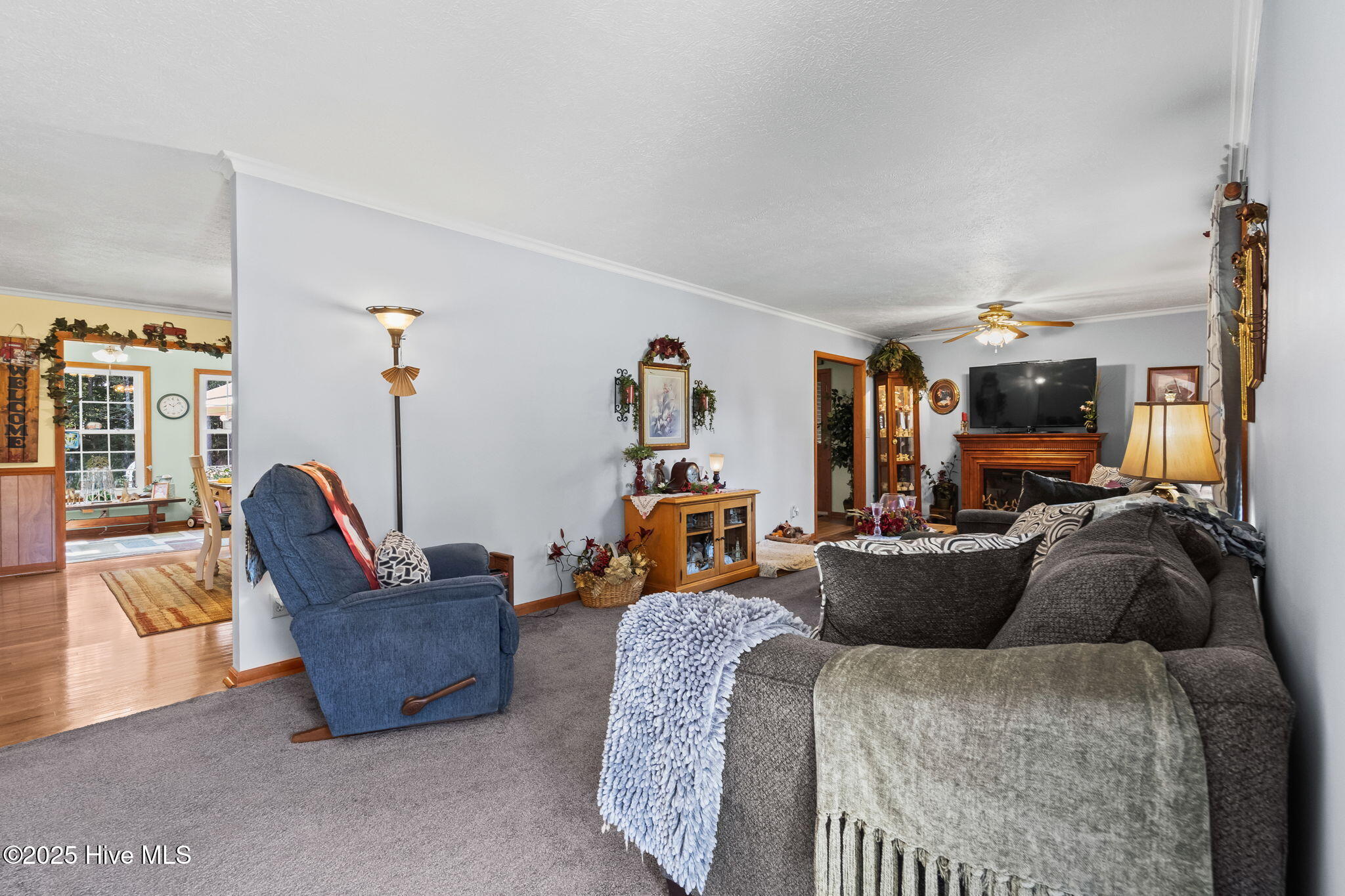 100532446 | Photo 10