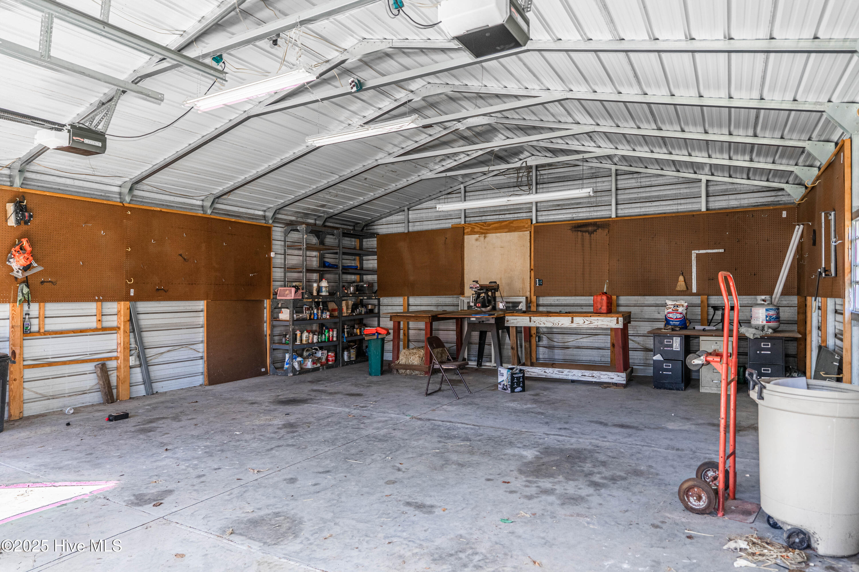 100536472 | Photo 64