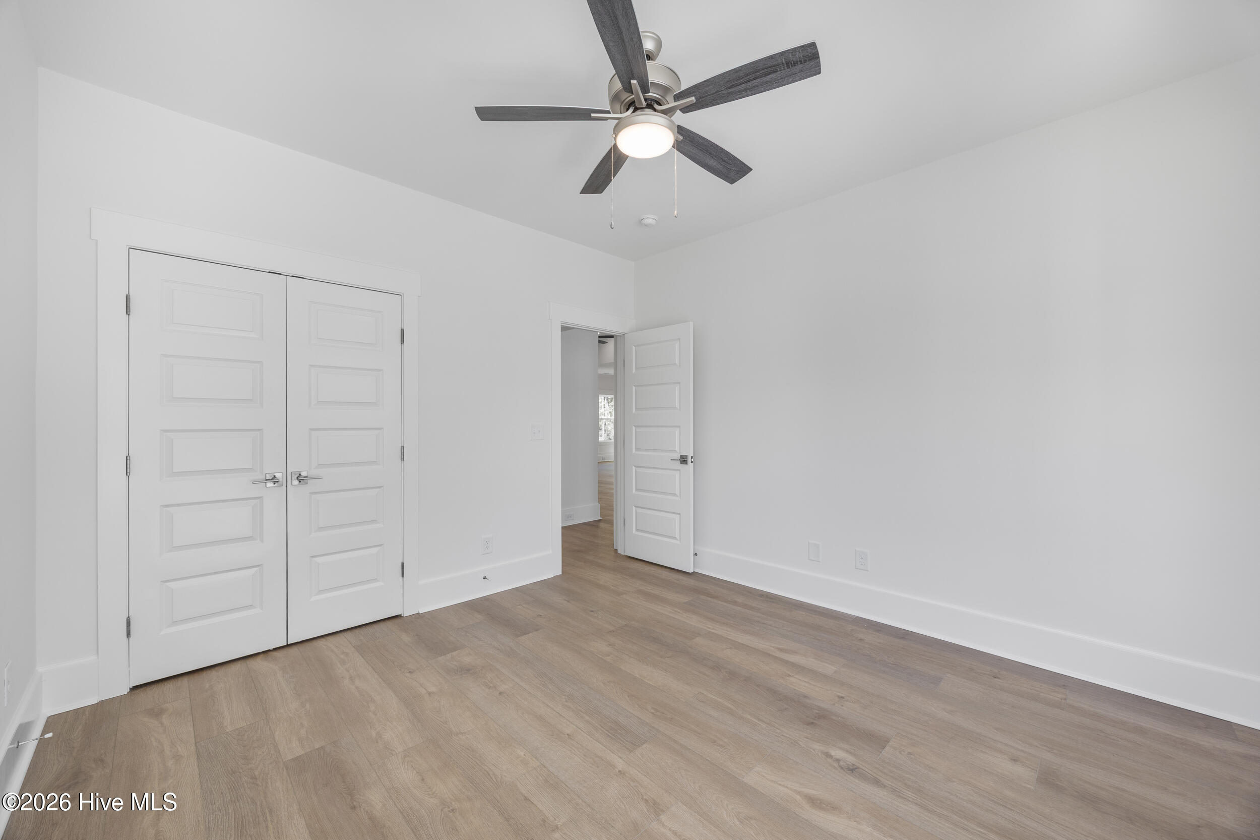 100554696 | Photo 26