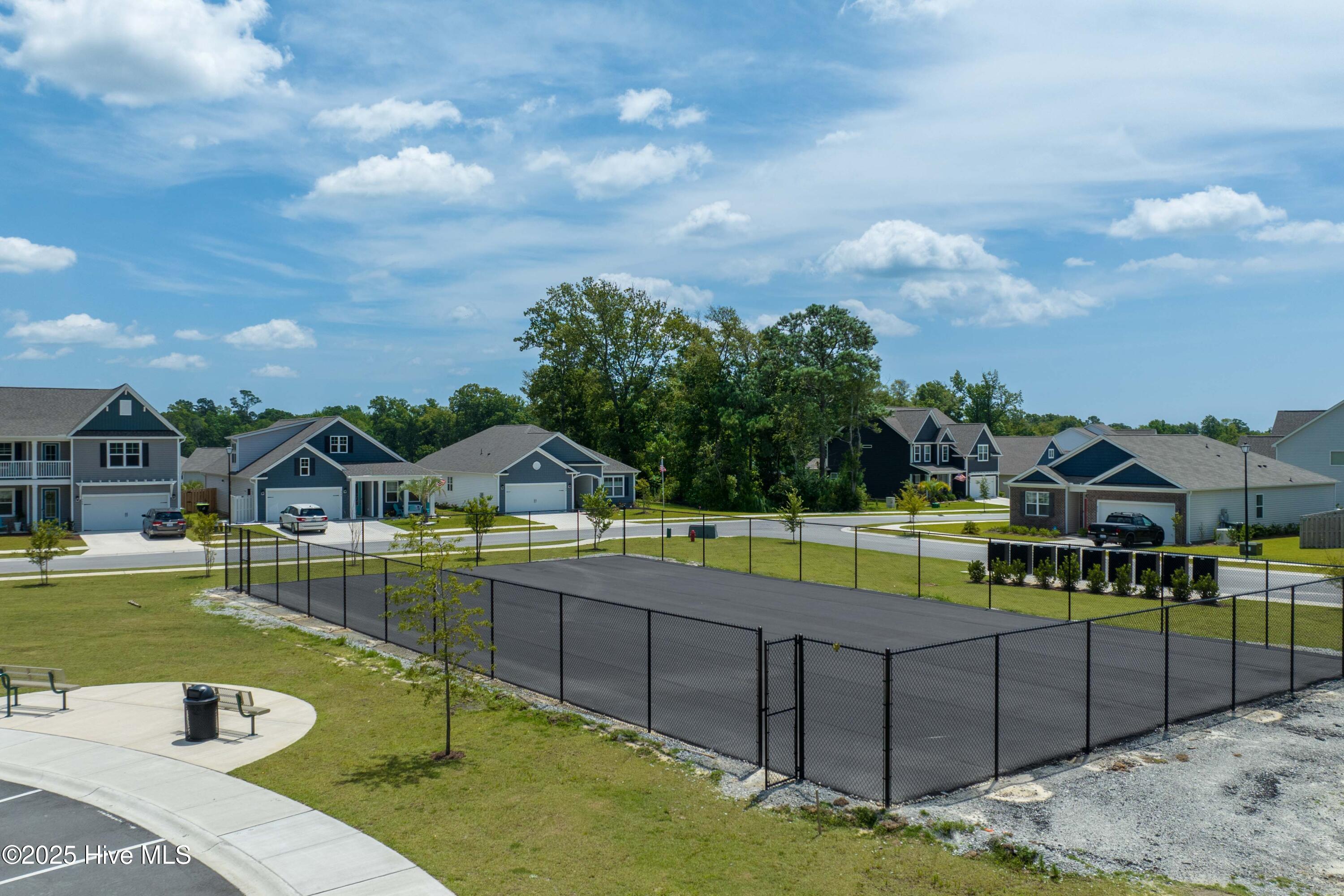 100564449 | Photo 22