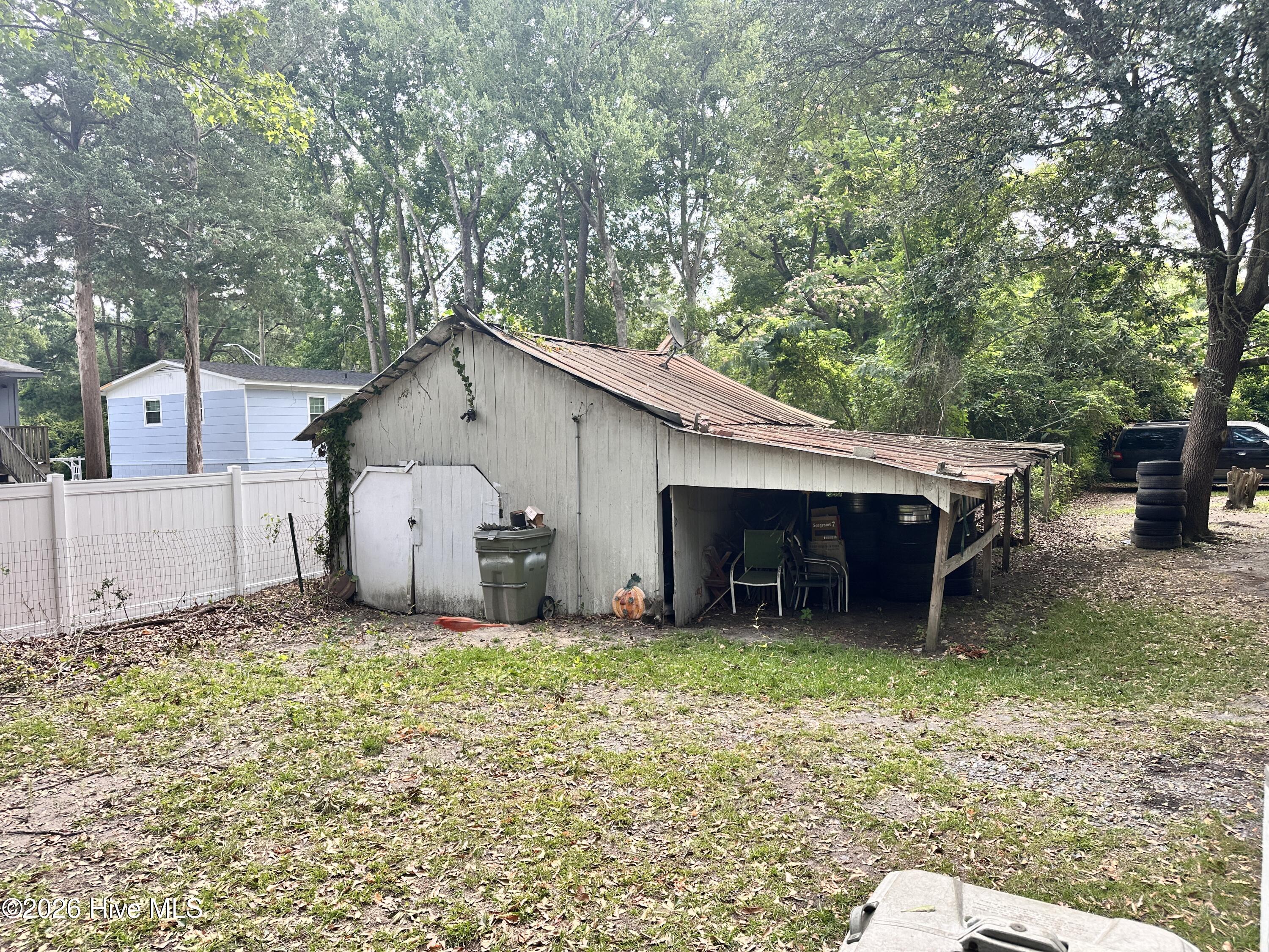 Exterior photo of 409-411 N Charlotte Street, Washington, NC 27889. MLS: 100580675