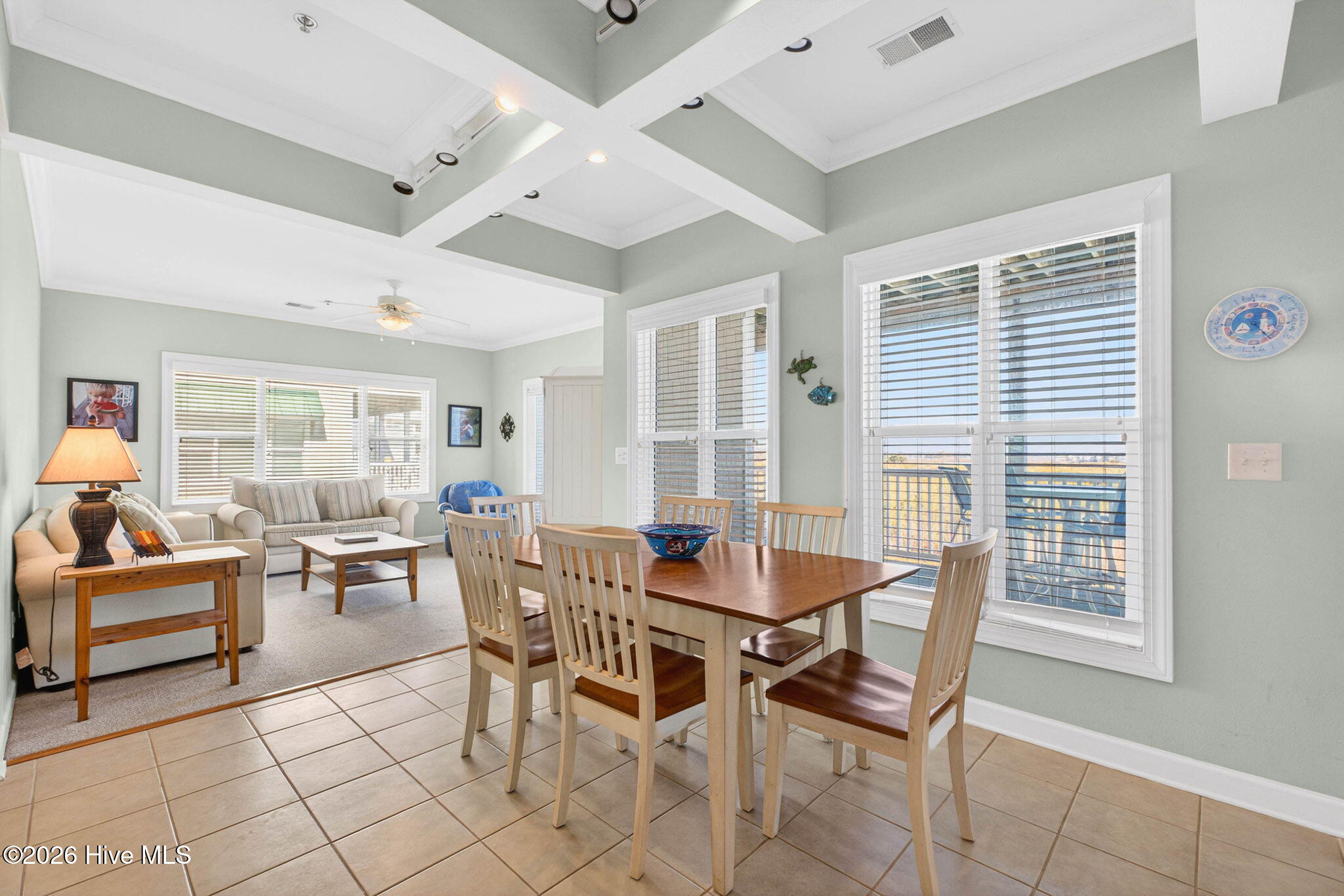 100555229 | Photo 24