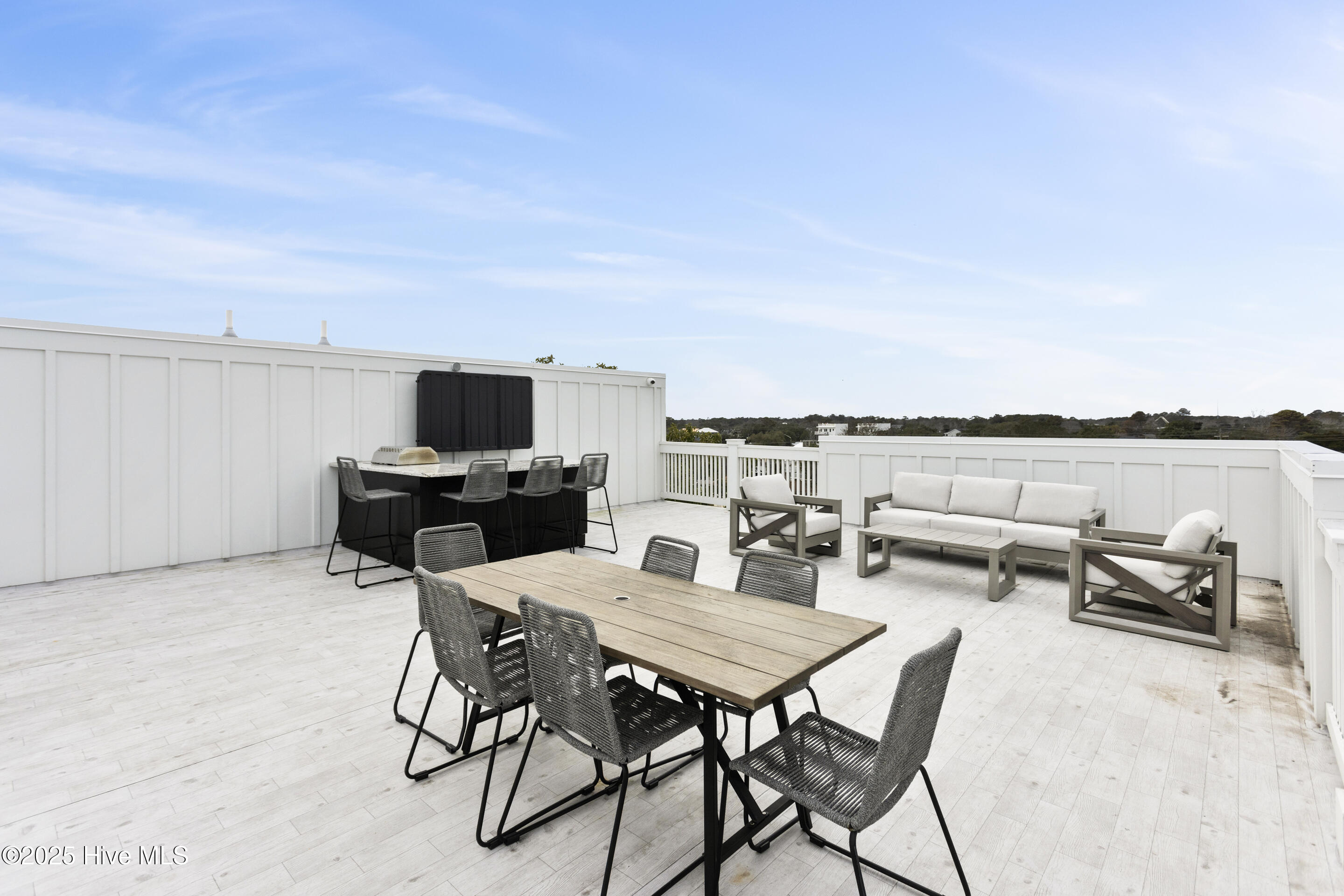 100521314 | Photo 39