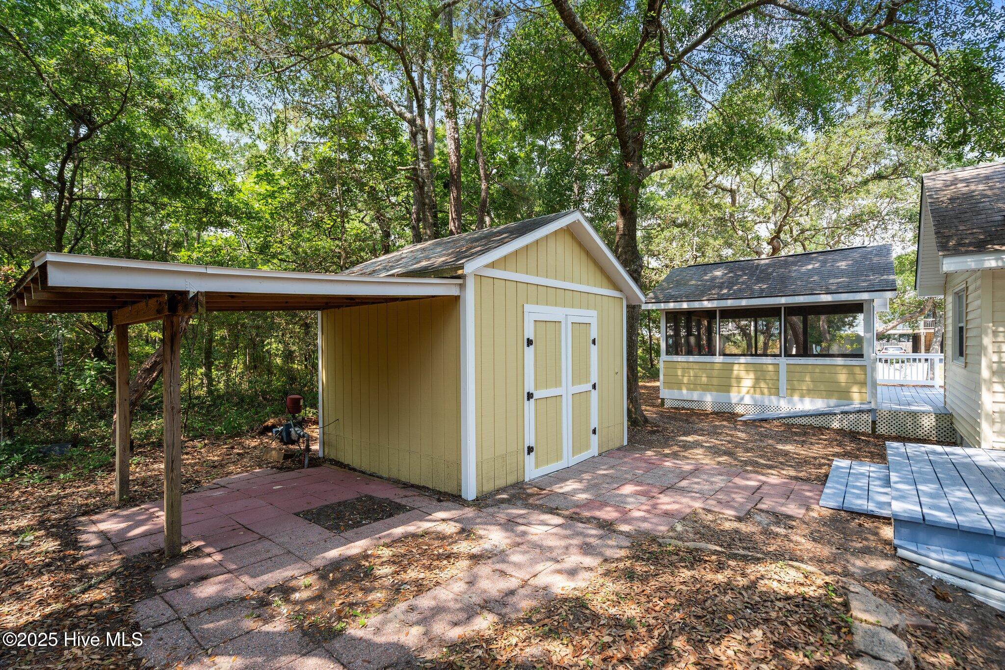 108 NW 29th Street, Oak Island, NC, 28465