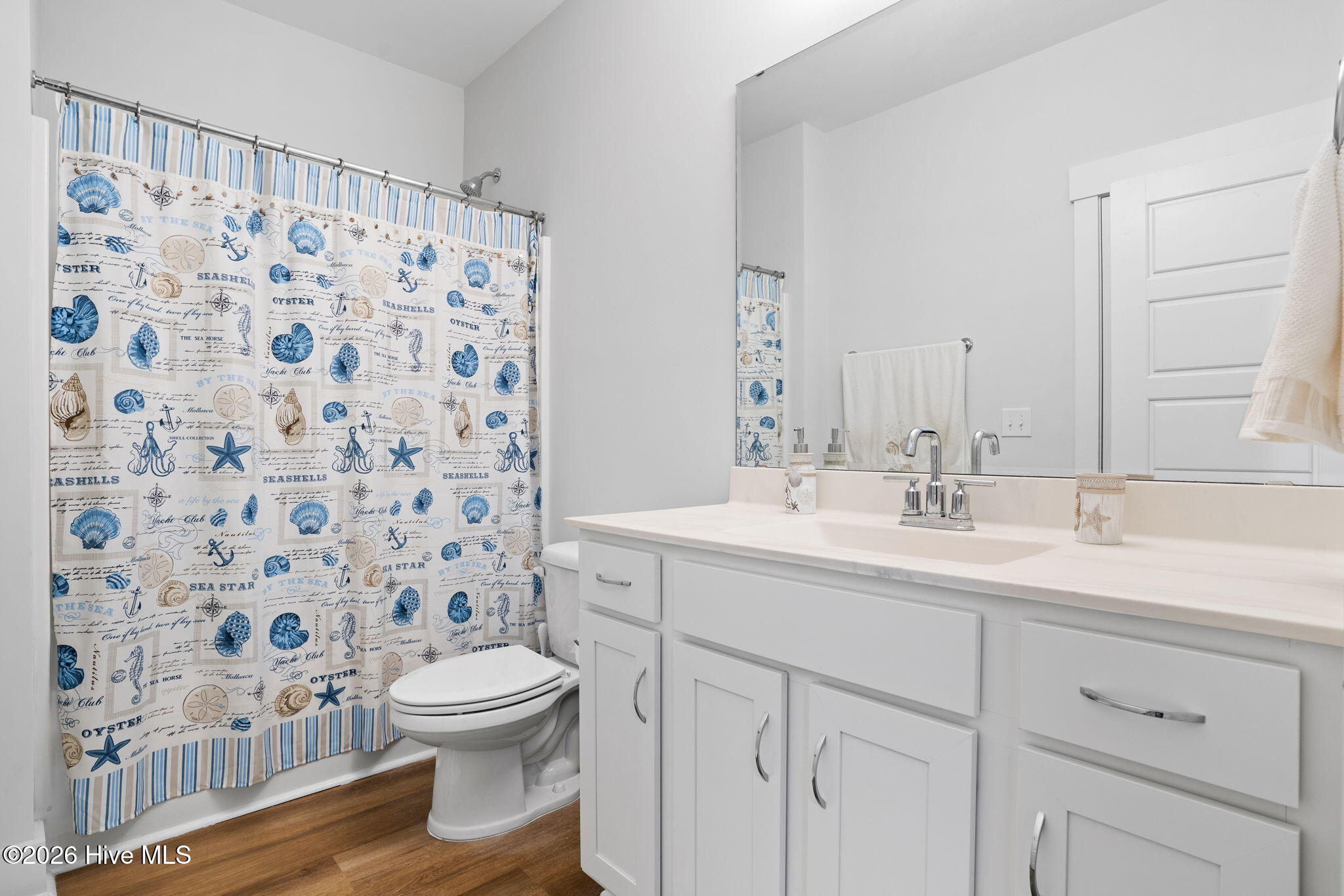 100549821 | Photo 28