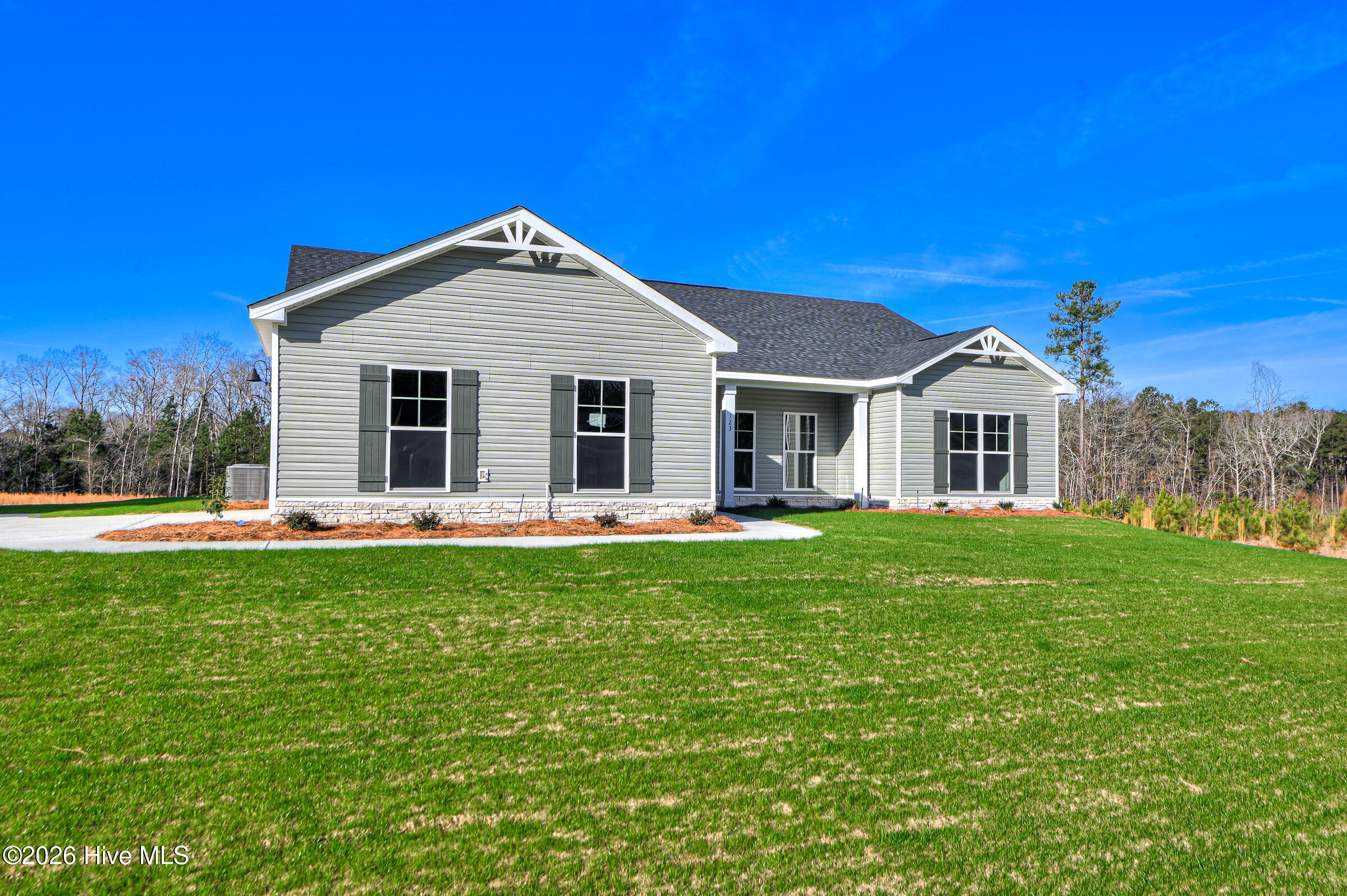 Photo 3 of Single family home for sale at 149 Willow Oak Cir, Thomson, GA 30824 | MLS# 100606855 | Listing updated on 2026-09-29